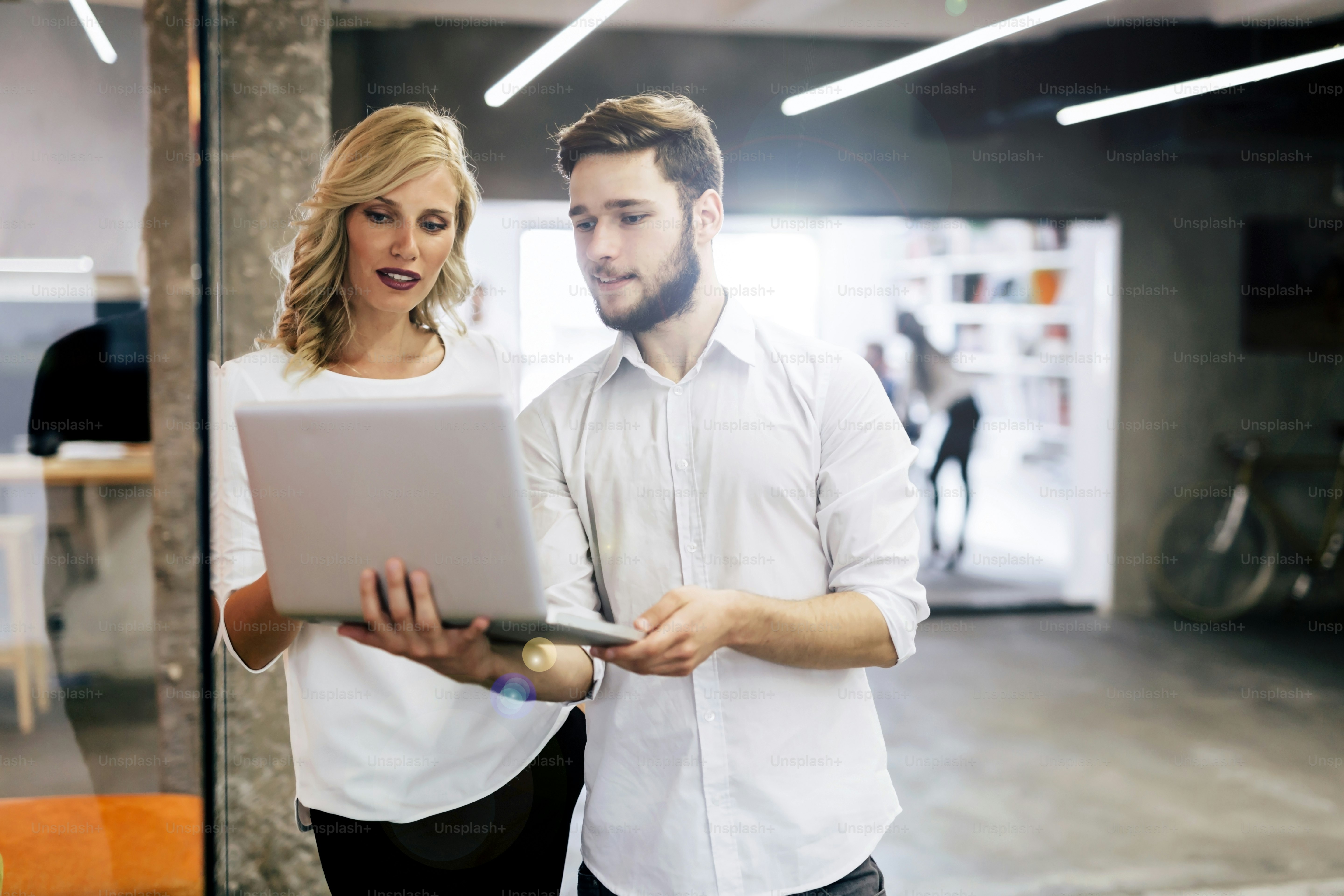 Mastering the Art of Business Casual: A Guide for Stylish and Confident Men