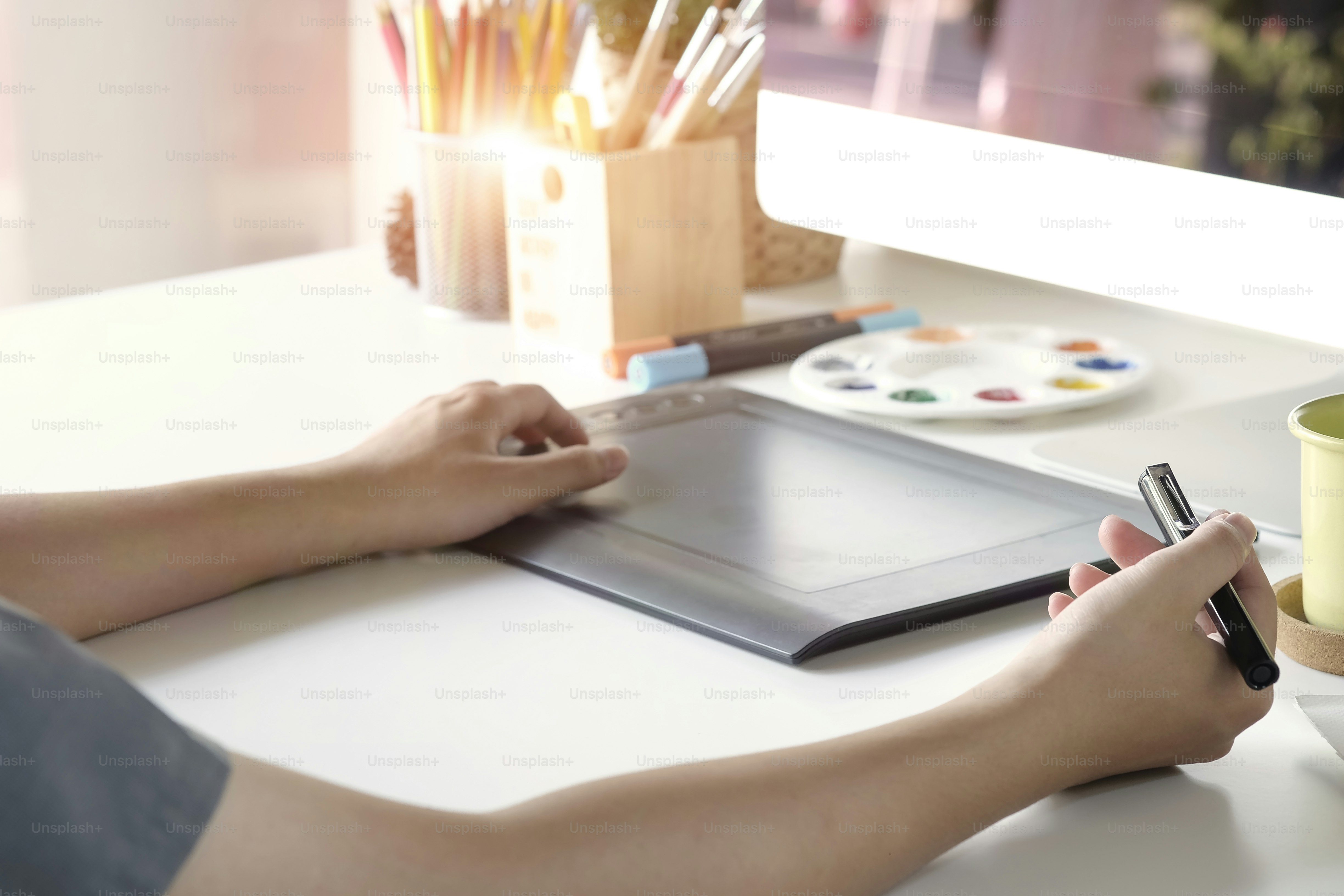 Cropped shot photo of graphic designer artist working with digital ...