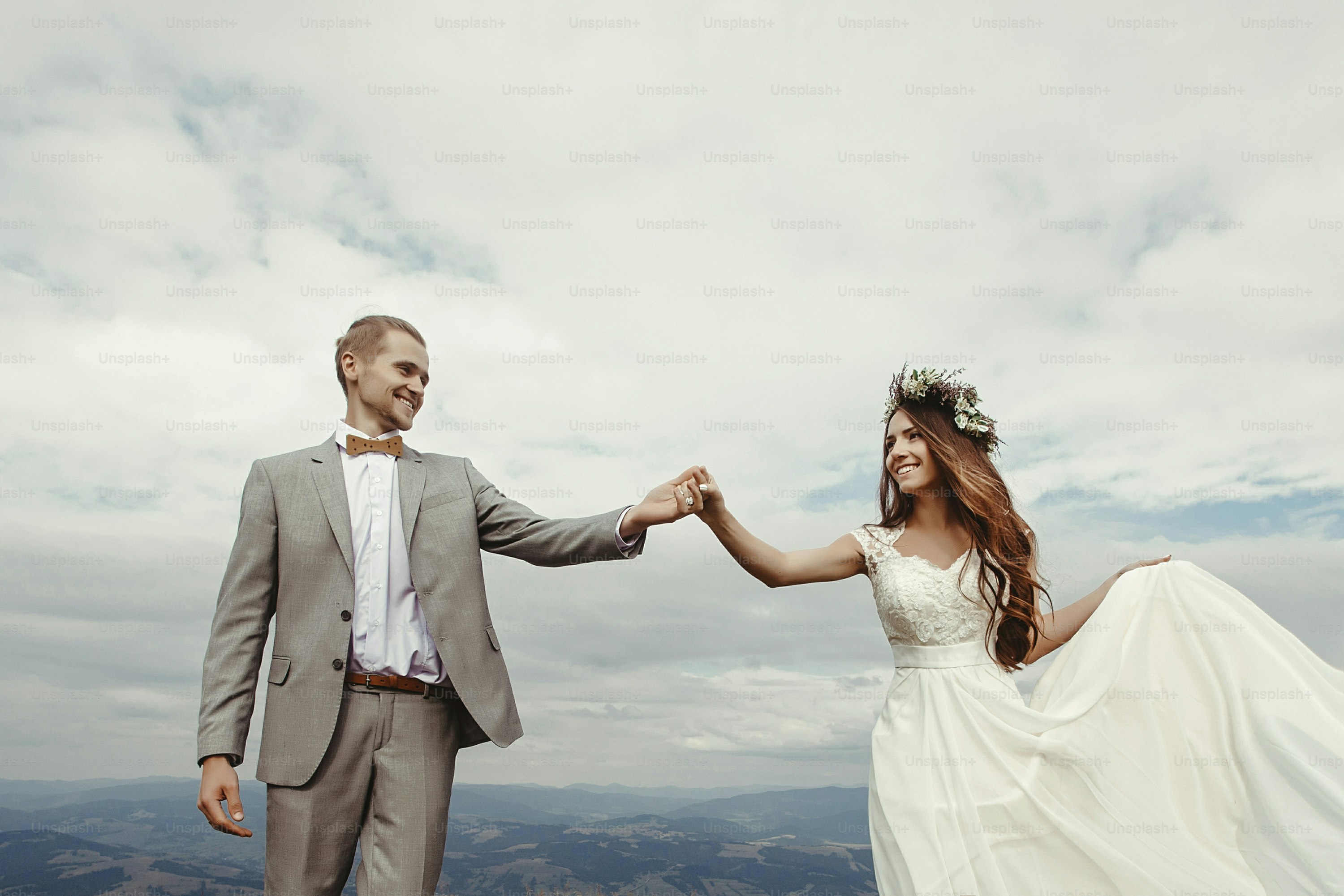 Lecturas para bodas civiles: la mejor selección de textos, image size:3000x2002