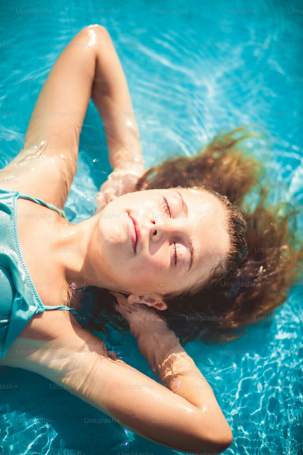 Cool down. Child in the pool.