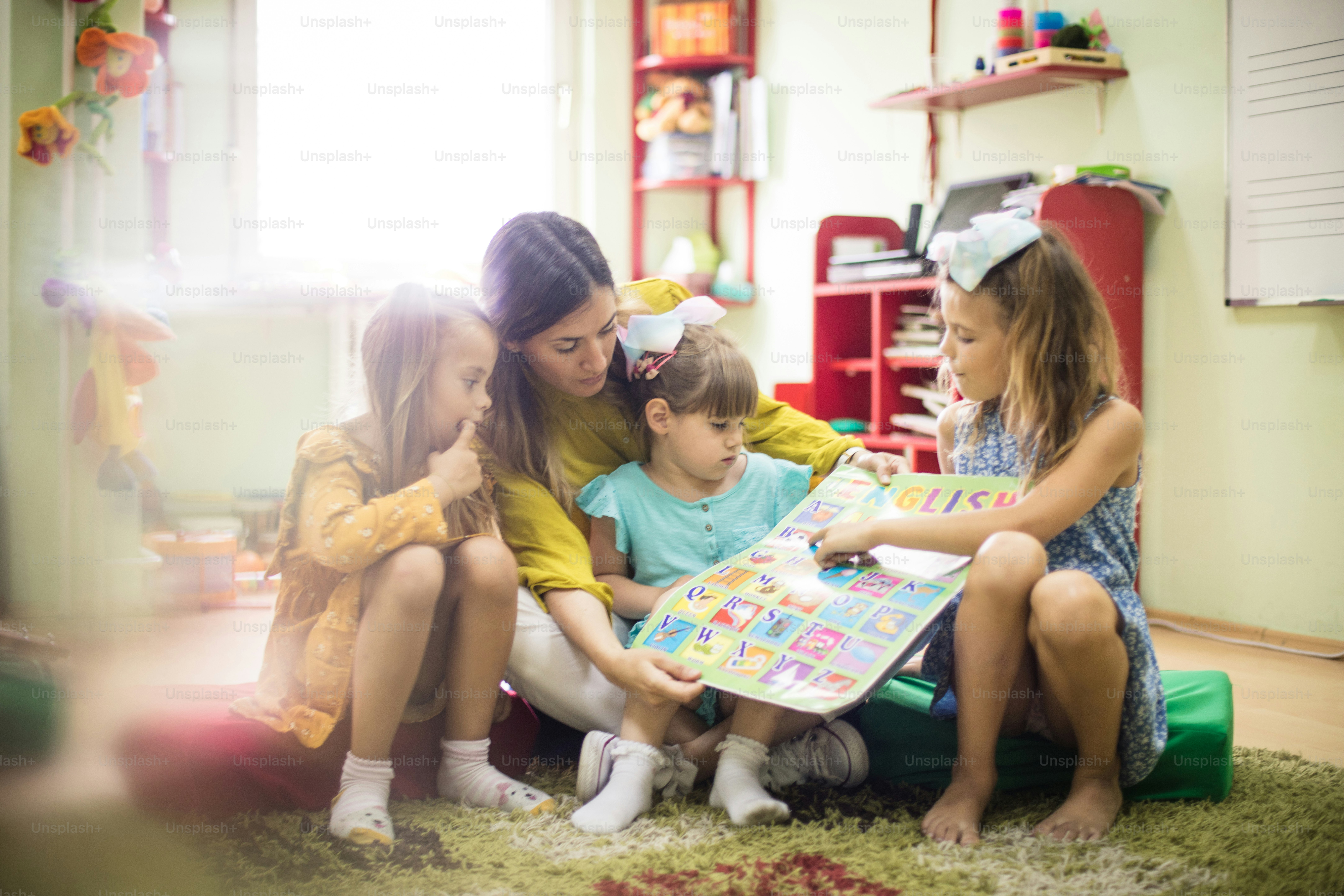 Now I know my ABC. Children in preschool.