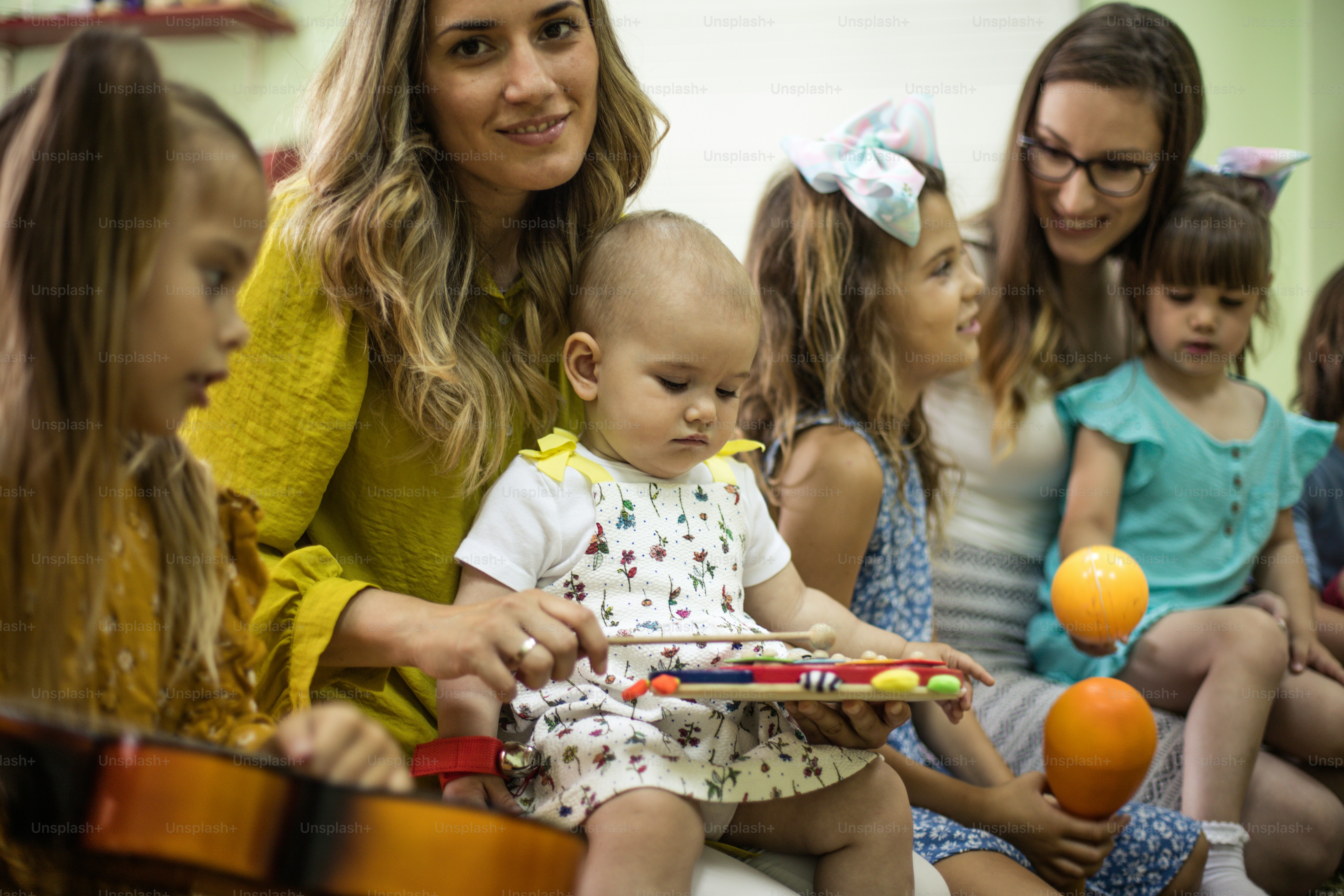 Les enfants sont la plus belle partie du monde. Les enfants à l’école de musique.