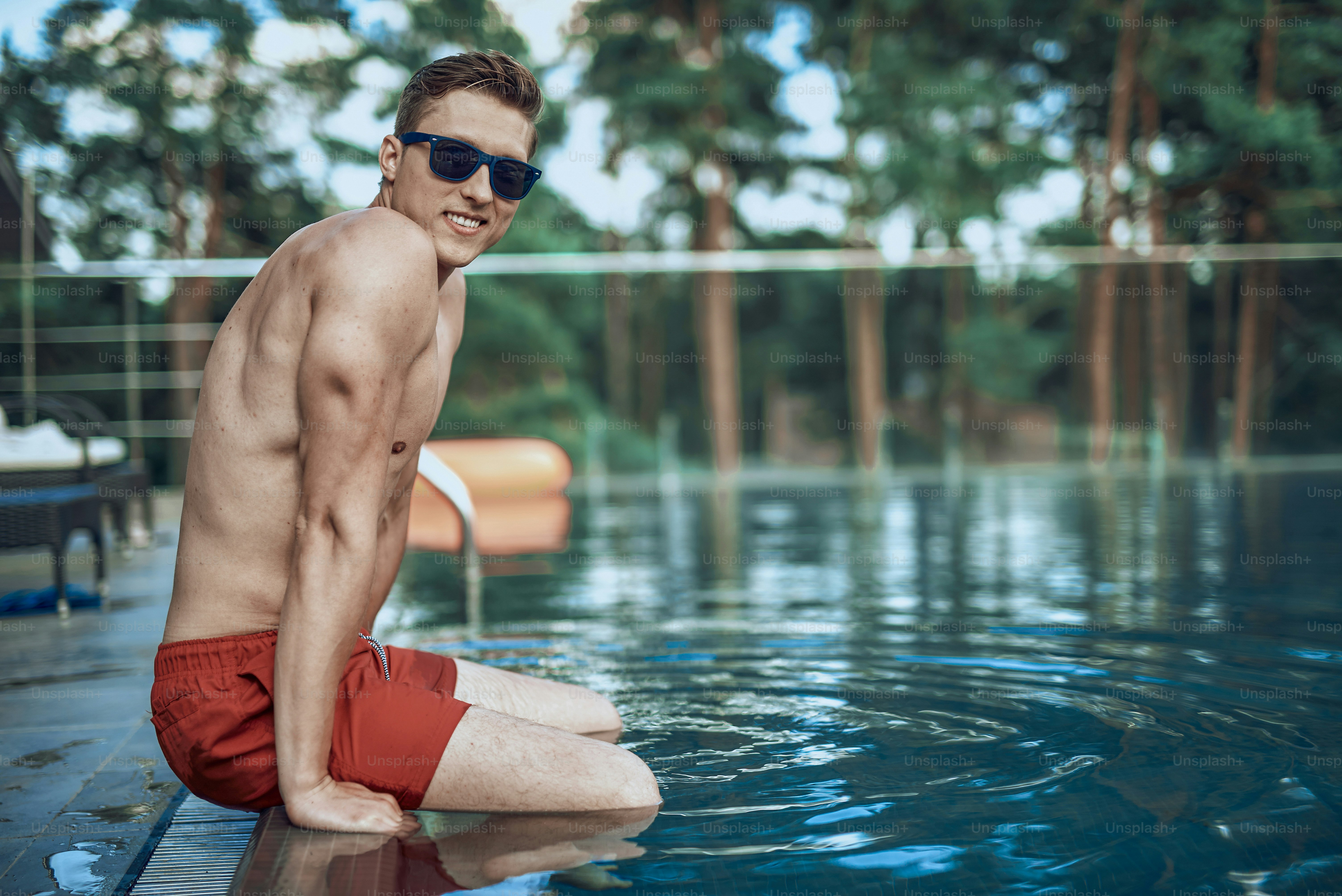 Man Pool Pictures | Download Free Images on Unsplash