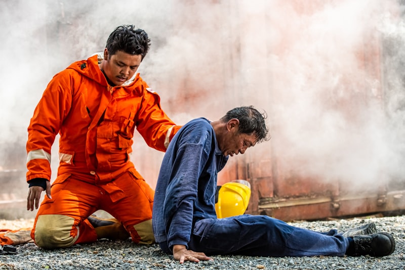 apartment fire, fire truck response, firefighter rescue, smoke from building, pump trucks