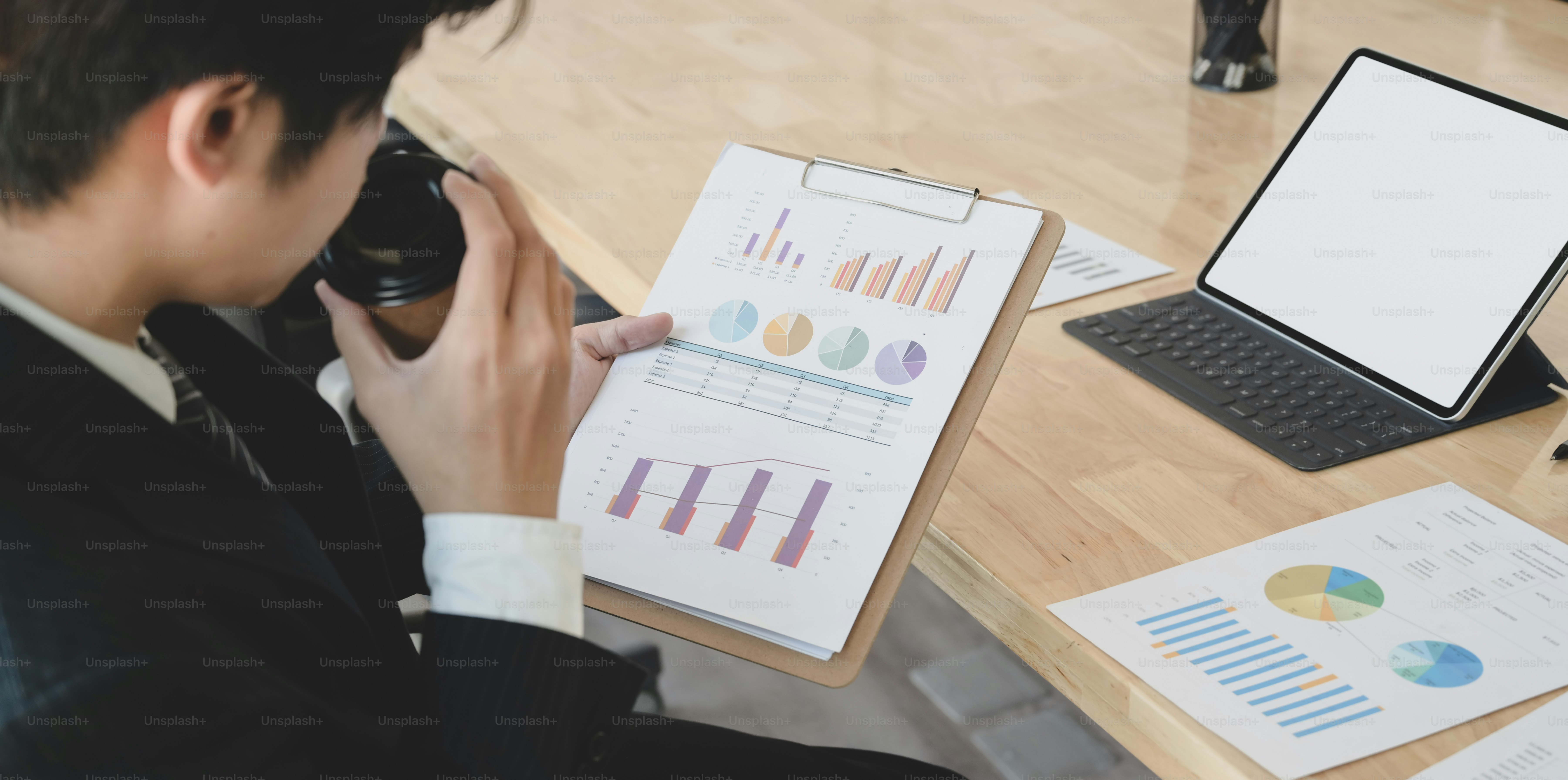 14 Business Intelligence Metrics Every Business Should Track