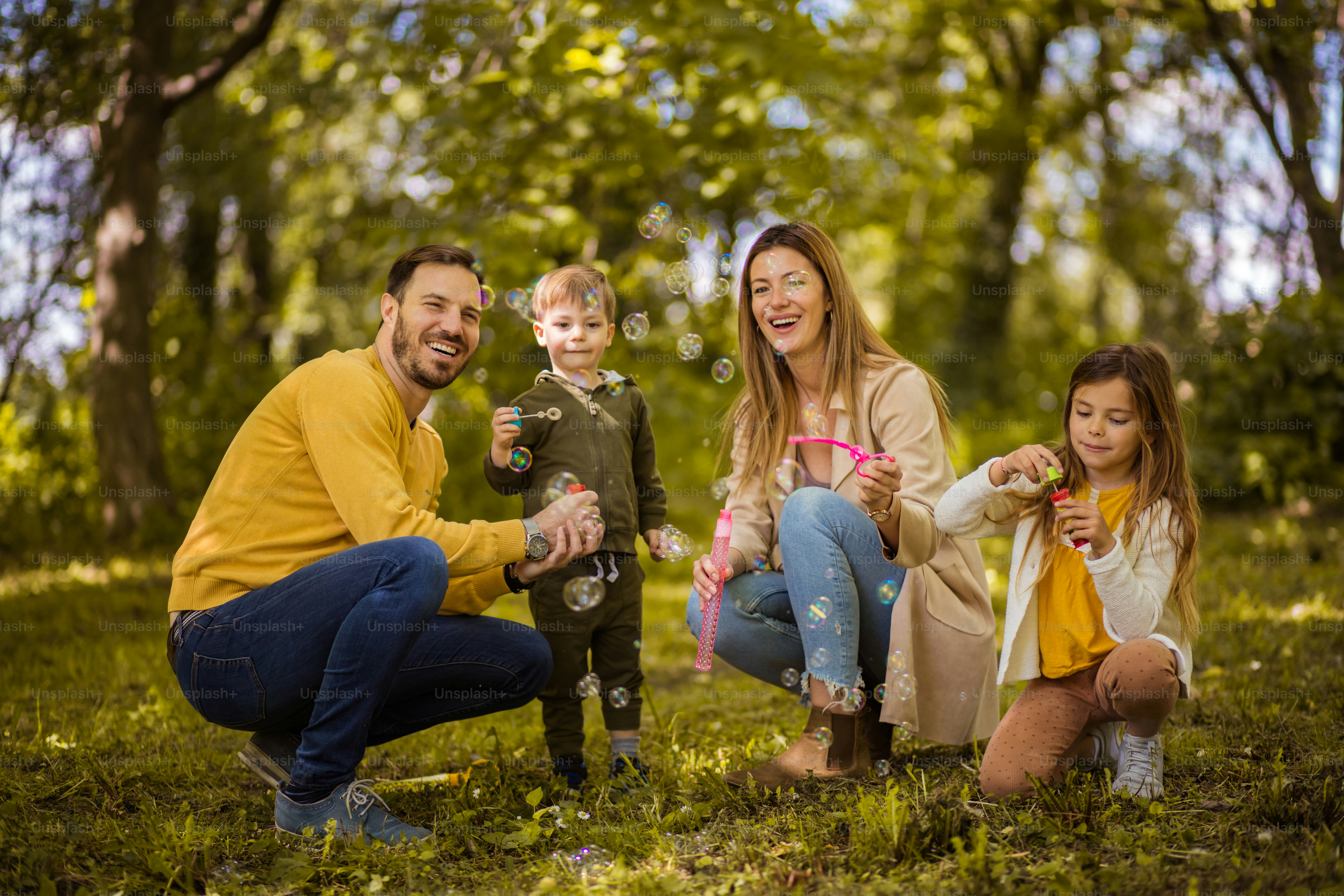 This Family Knows How To Have Fun Parents Spending Time With Their