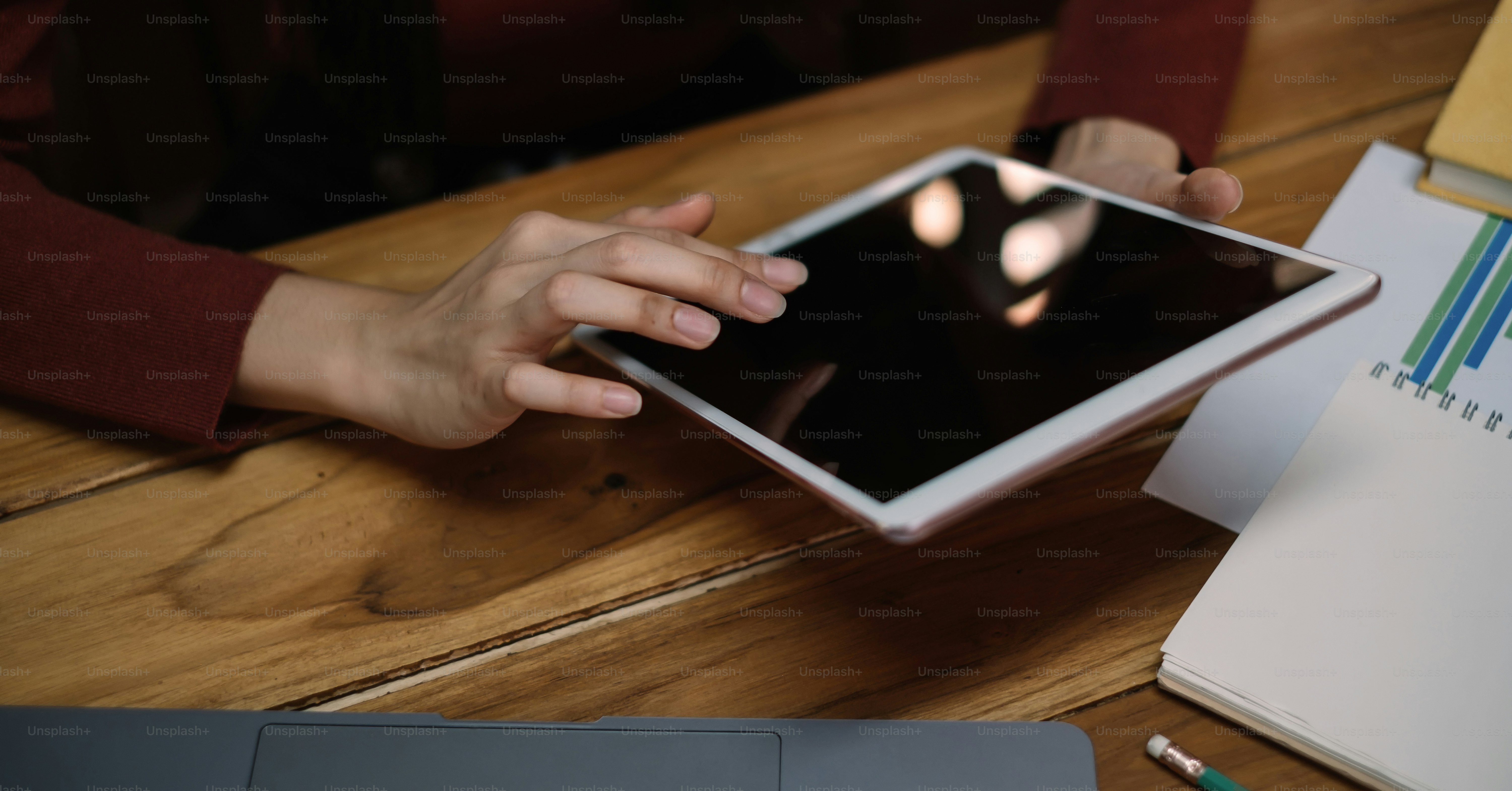 Get this Apple iPad 11-inch for under $300 right now