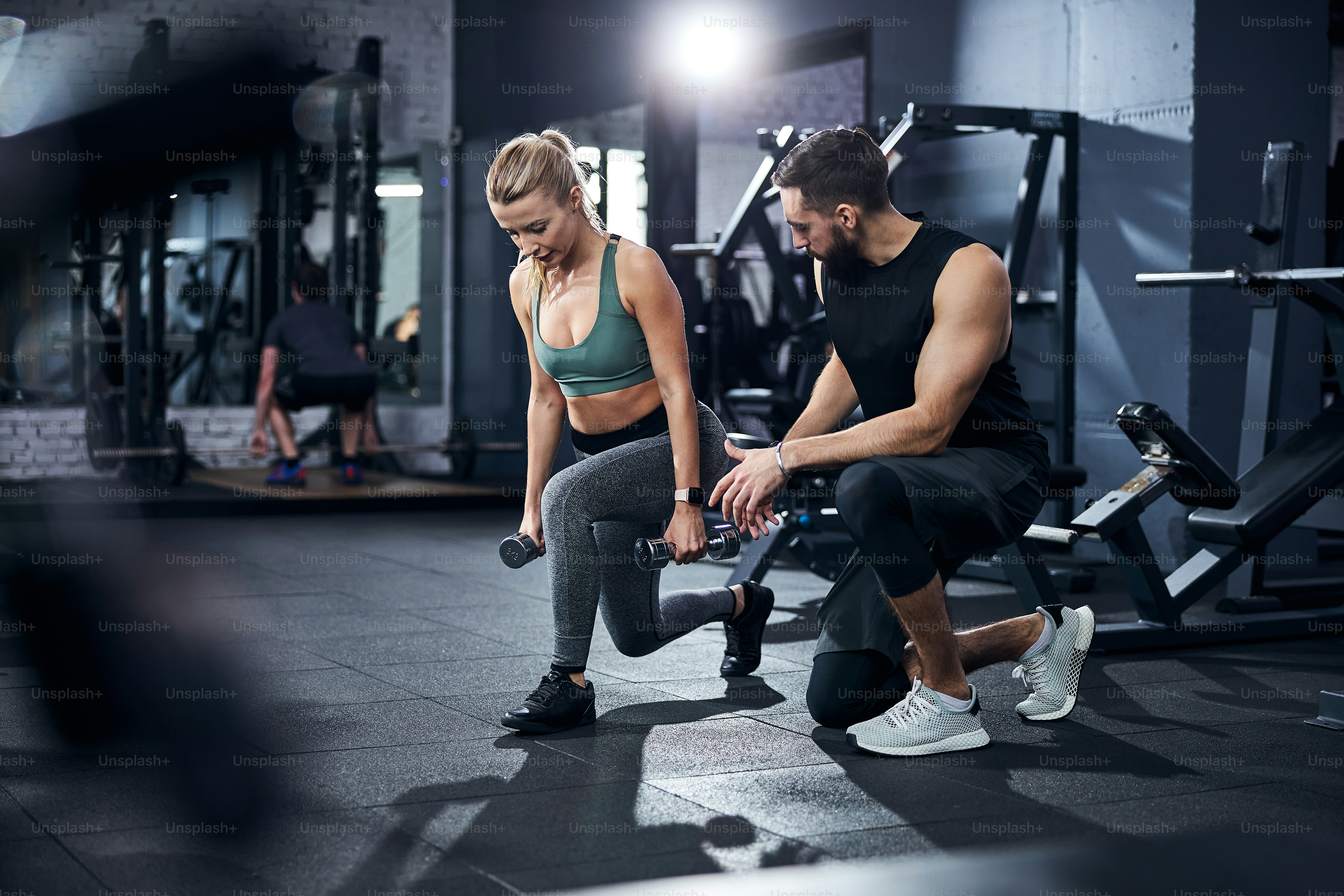 Weight Training Program at LEE FITNESS53 GYM