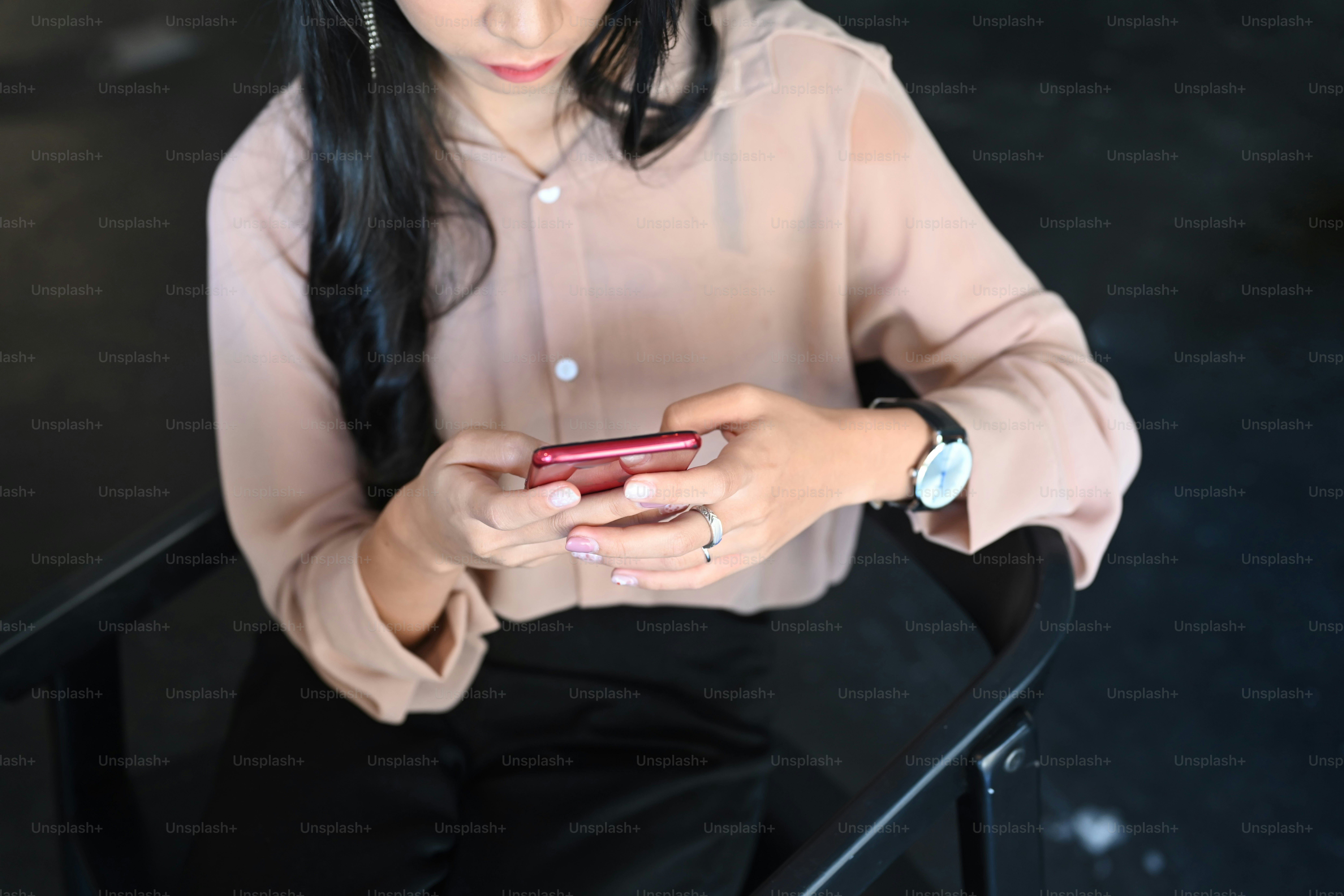 premium_photo-1661583951870-457fe89b684c?ixid=M3wxMjA3fDB8MXxzZWFyY2h8MXx8cHQlMjBvbmxpbmV8ZW58MHx8fHwxNzM2NjY4MzQ4fDA\u0026ixlib=rb-4.0.3