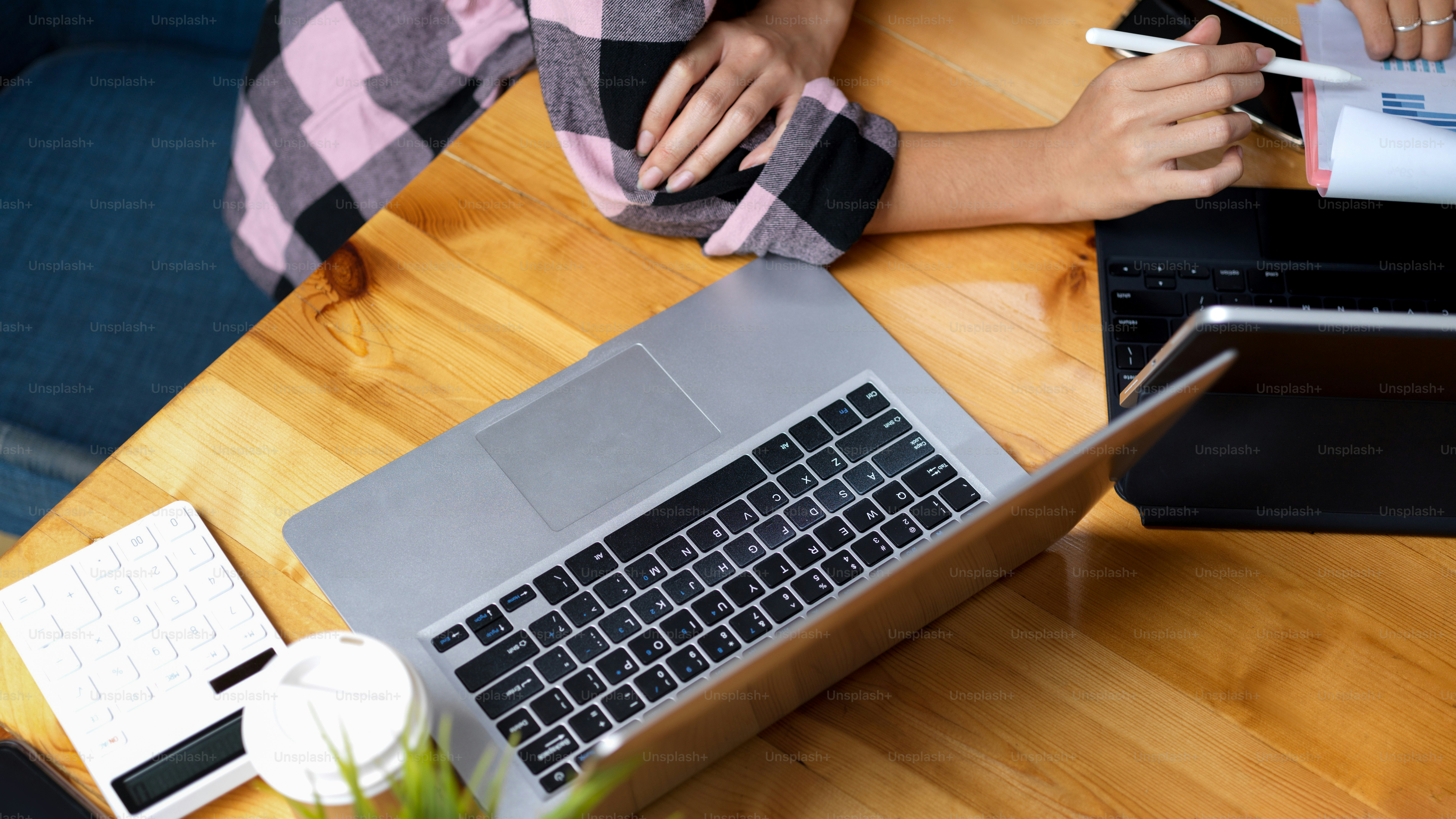 Computer Document Pictures | Download Free Images on Unsplash