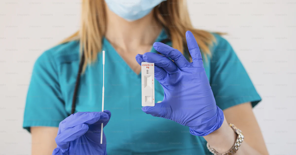 Radt Test COVID-19 virus disease diagnostic,doctor holding Coronavirus test ...