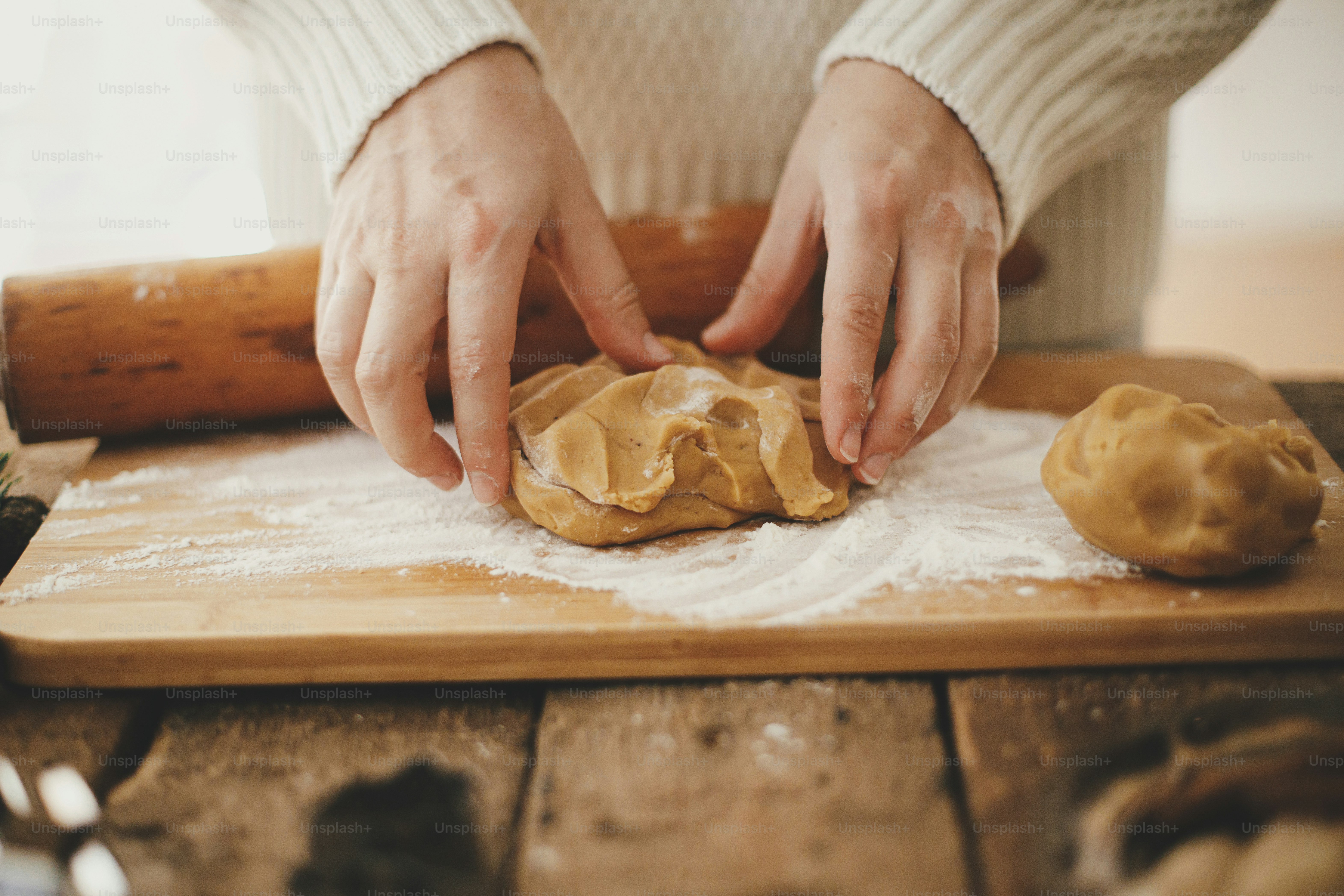 Gluten-Free Baking 101: Mastering the Basics and Expert Tips for Delicious Bakes