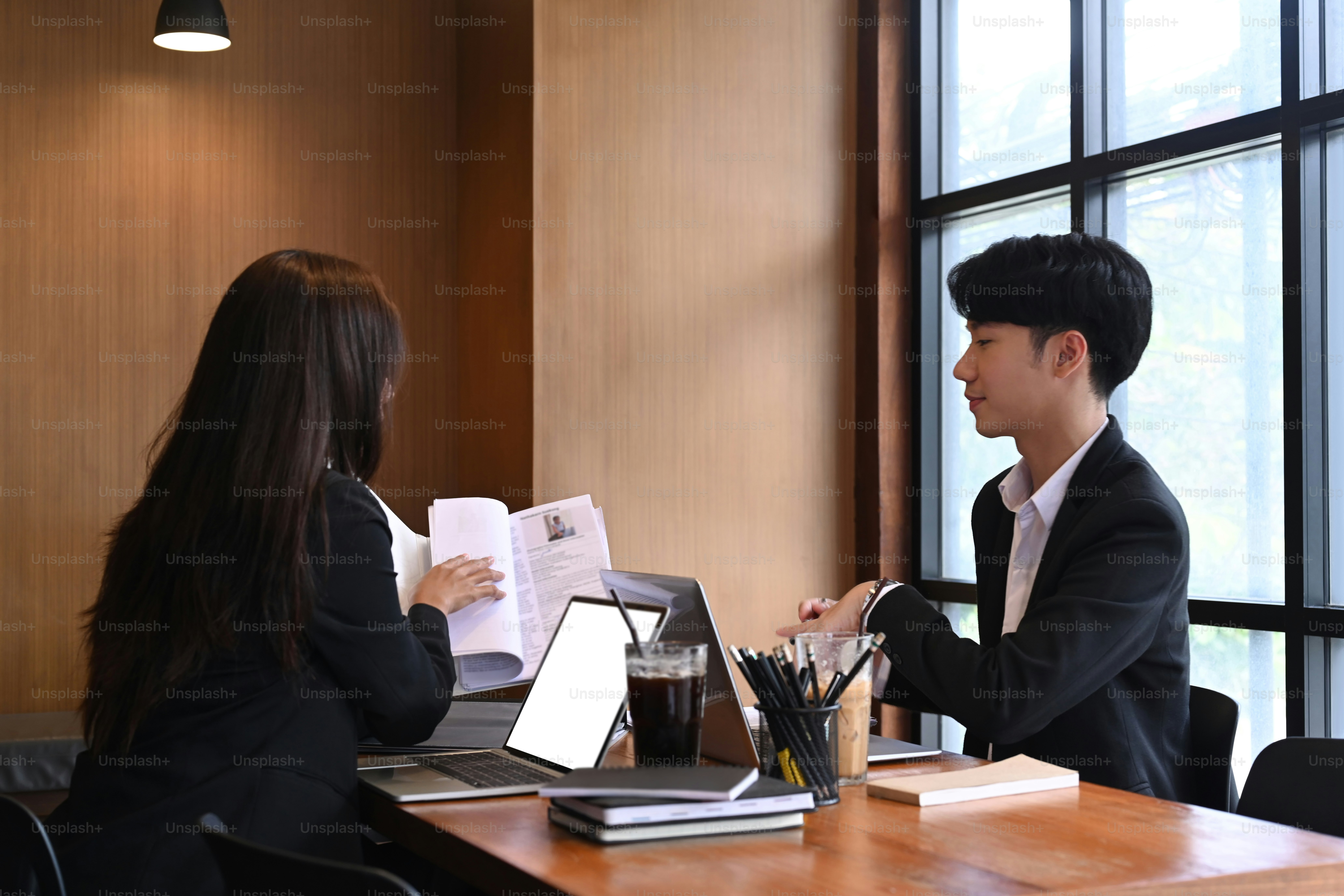 premium_photo-1661762833502-97d0d9078bf2