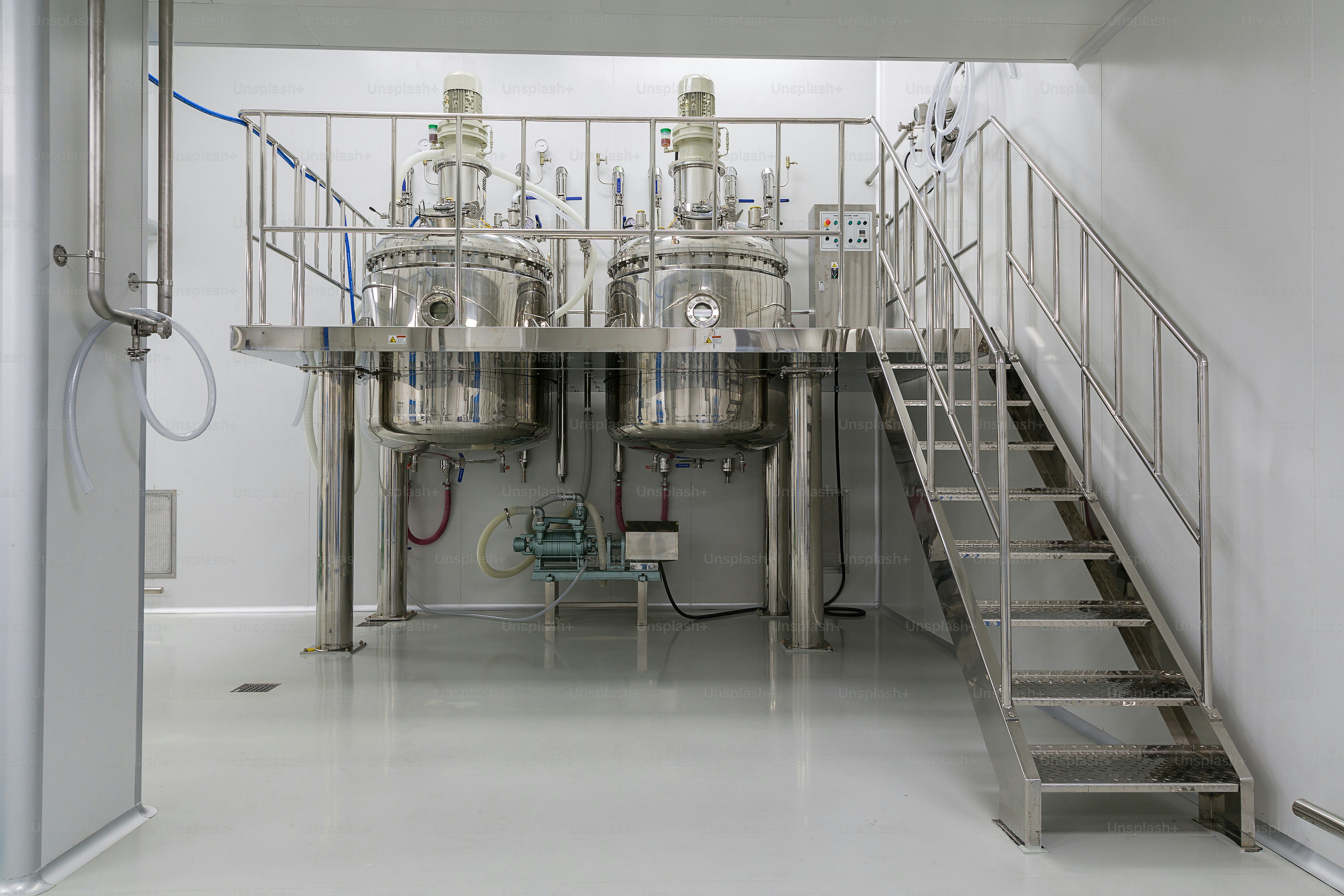 plant picture, clean room equipment and stainless steel machinesplant picture, clean room equipment and stainless steel machines