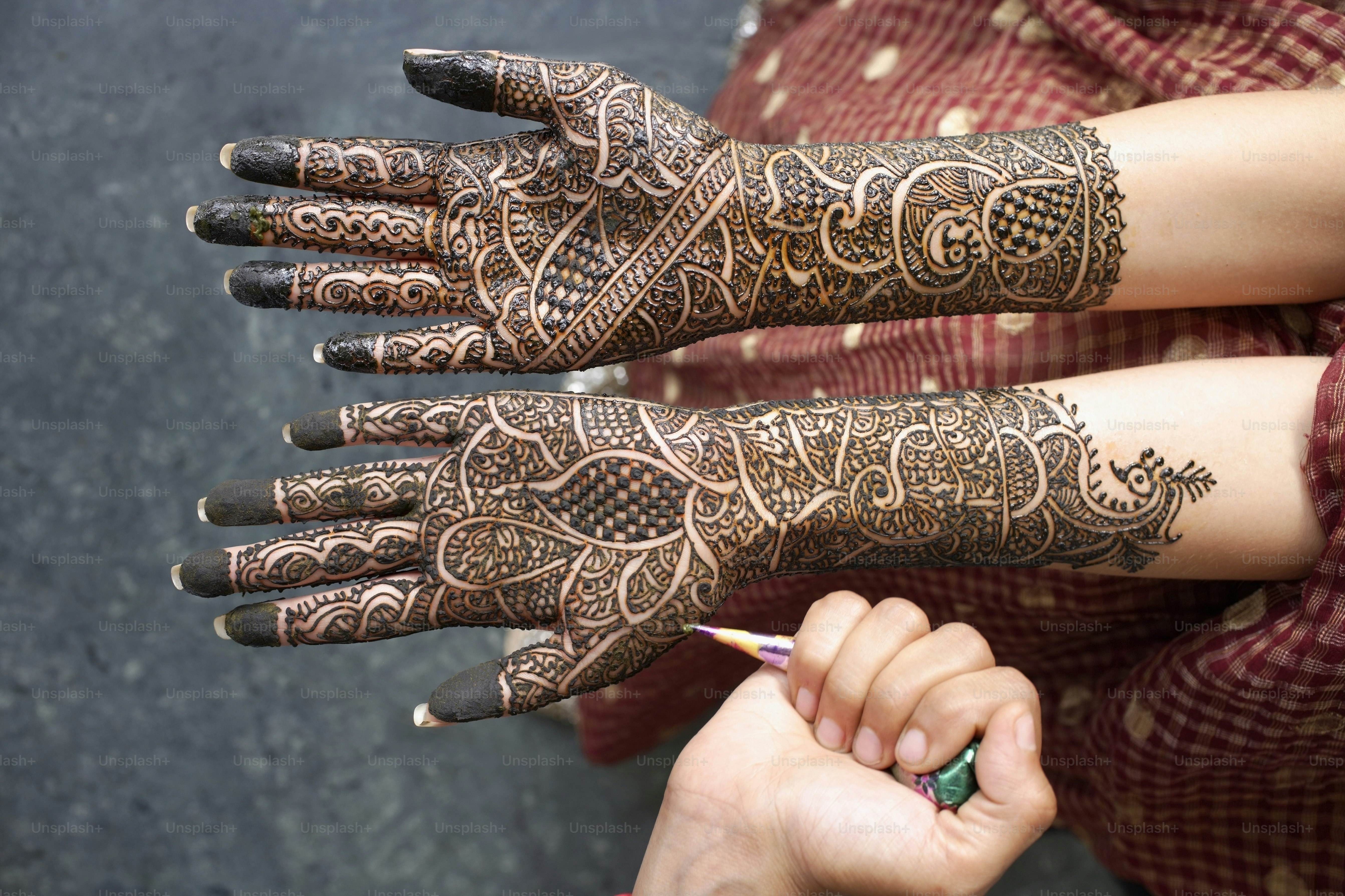 Detailed Mehndi