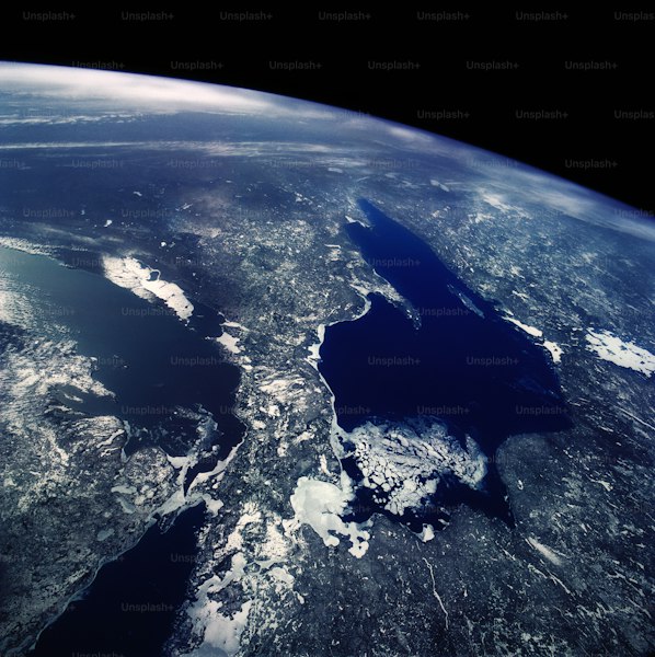 Largest Lakes in North America: The Great Lakes and Beyond