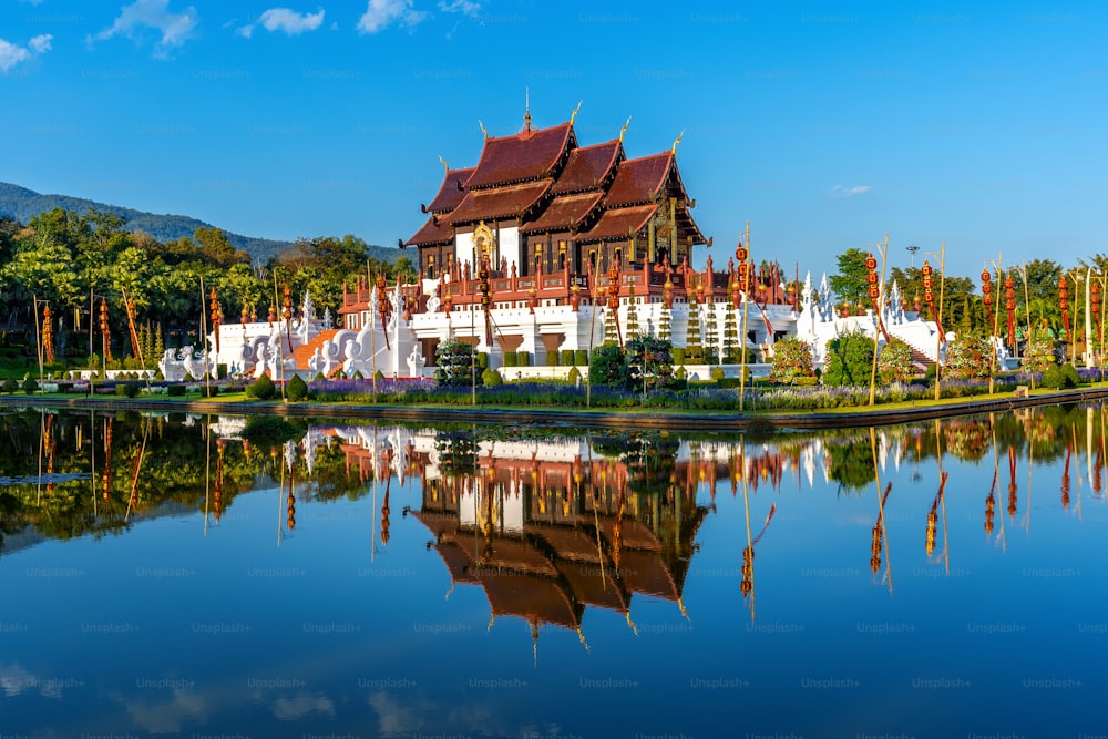 タイのチェンマイにあるロイヤルフローラのラチャプルークのホーカムルアンタイ北部スタイル。