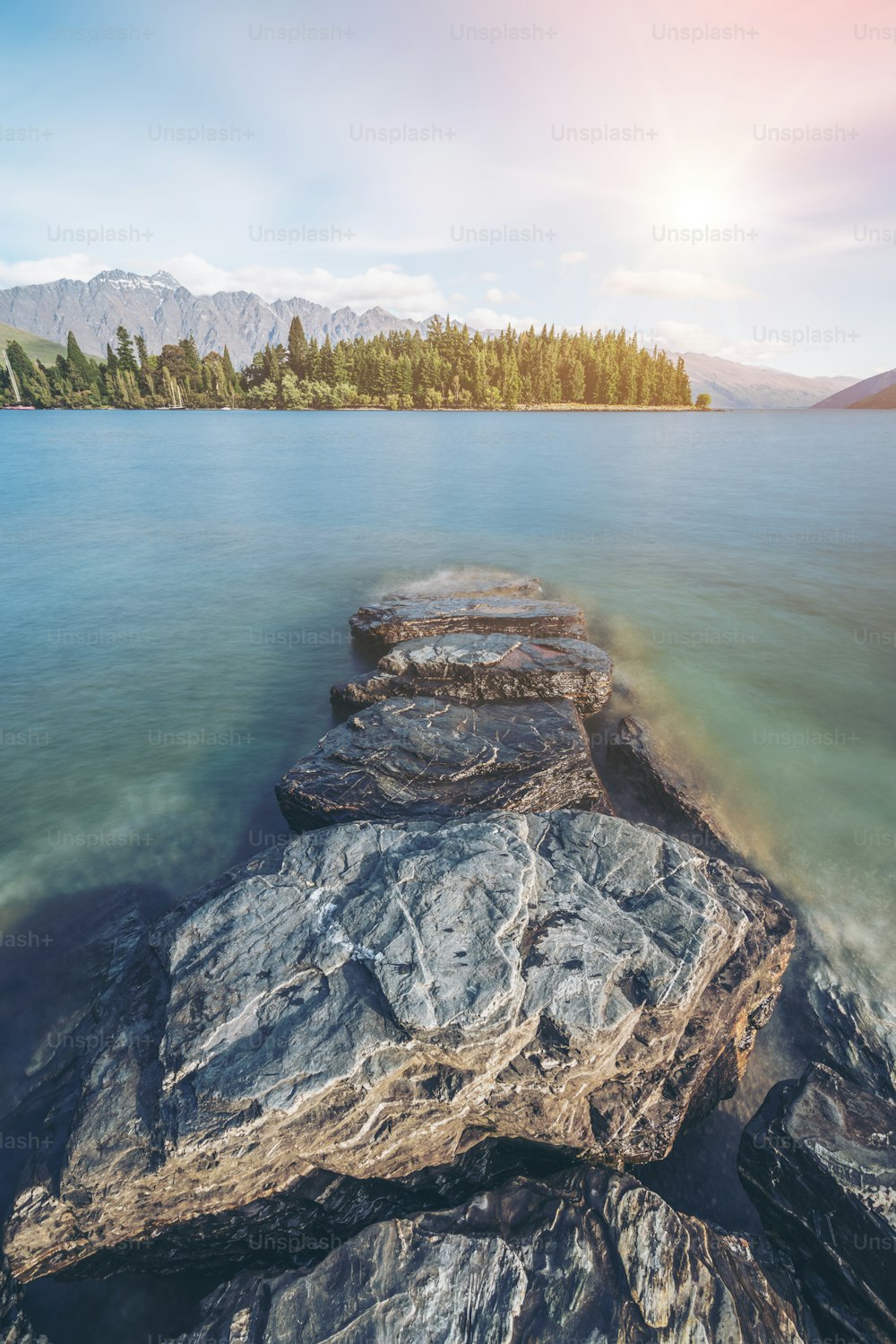 Beach of Lake Wakapitu in Queenstown, New Zealand 's South Island.