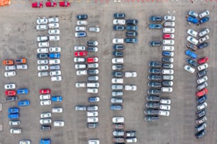 Vista aérea de una nueva zona de aparcamiento