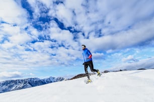 Training in the snow with downhill running snowshoes