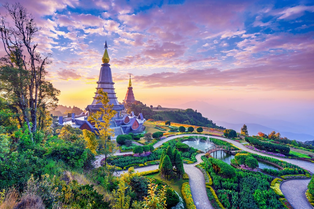 Pagoda di riferimento nel parco nazionale di Doi Inthanon a Chiang Mai, Tailandia.