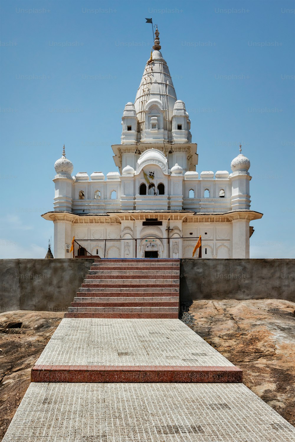 Complexe de temples jaïns de Sonagiri - important site religieux et de pèlerinage, État du Madhya Pradesh, Inde
