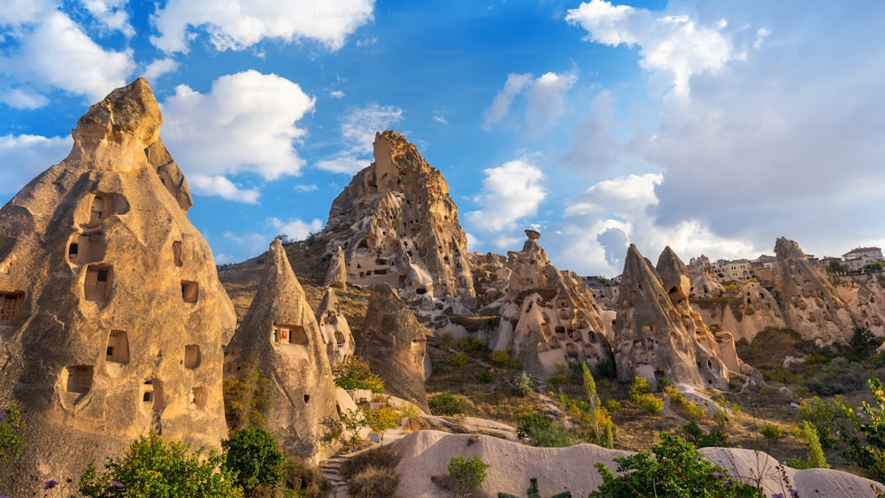 Maison troglodyte dans le village d’Uchisar, Cappadoce, Turquie.