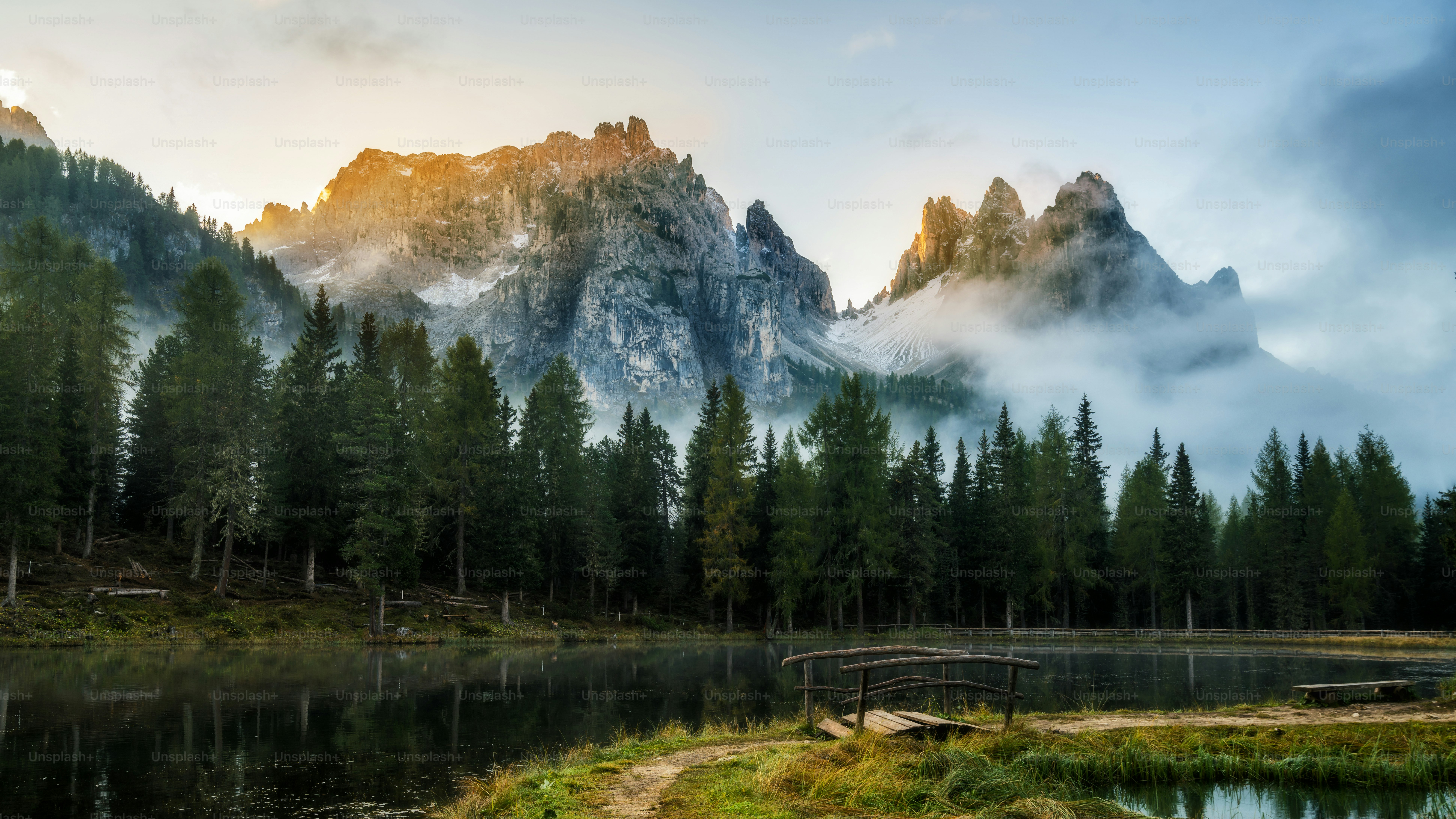 Majestic landscape of Antorno lake with famous Dolomites mountain peak in  background in Eastern Dolomites, Italy Europe. Beautiful nature scenery and  scenic travel destination. photo – Forest Image on Unsplash, image size:3000x1688