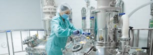 Tecnico farmaceutico in ambiente sterile presso l'industria farmaceutica