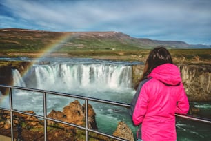La Godafoss (in islandese: cascata degli dei) è una famosa cascata dell'Islanda. Il paesaggio mozzafiato della cascata di Godafoss attrae i turisti per visitare la regione nord-orientale dell'Islanda.