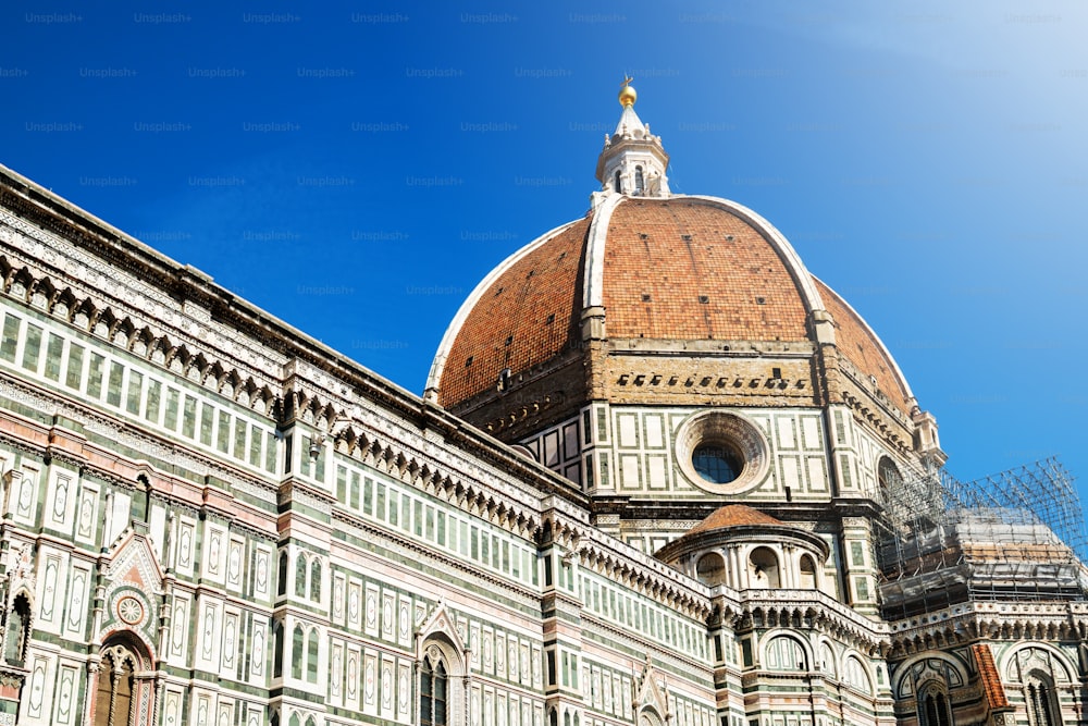 Kathedrale von Florenz - Die Hauptkirche von Florenz, Italien, ist das UNESCO-Weltkulturerbe im historischen Zentrum von Florenz und ist eine Hauptattraktion für Touristen, die Italien besuchen.