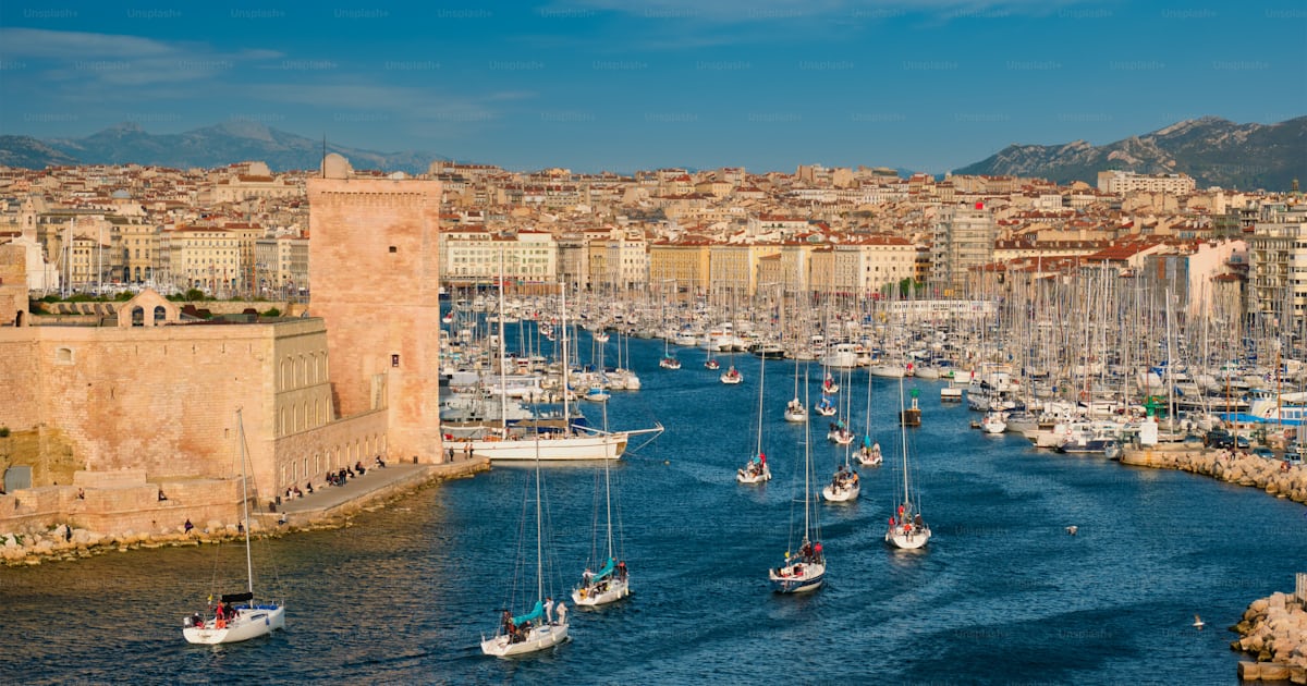 Foto zum Thema Yachten von der Bootsregatta zum Alten Hafen von