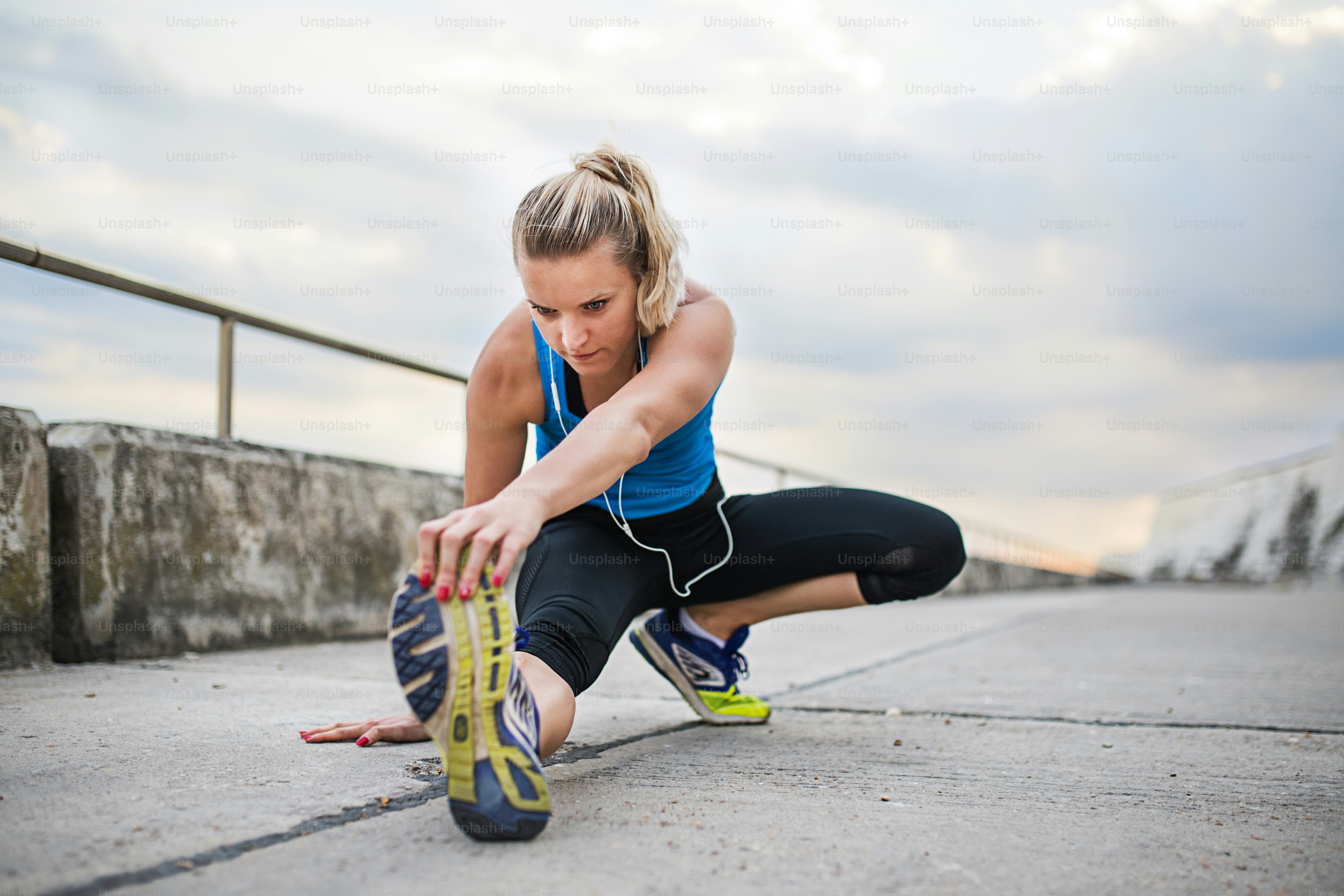Atleta Negro Fotos | Baixe imagens gratuitas na Unsplash