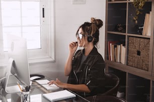 Video conference call in online smart working remote work job home office activity with pretty young age woman enjoying online modern technology and internet connection to be free - businesswoman