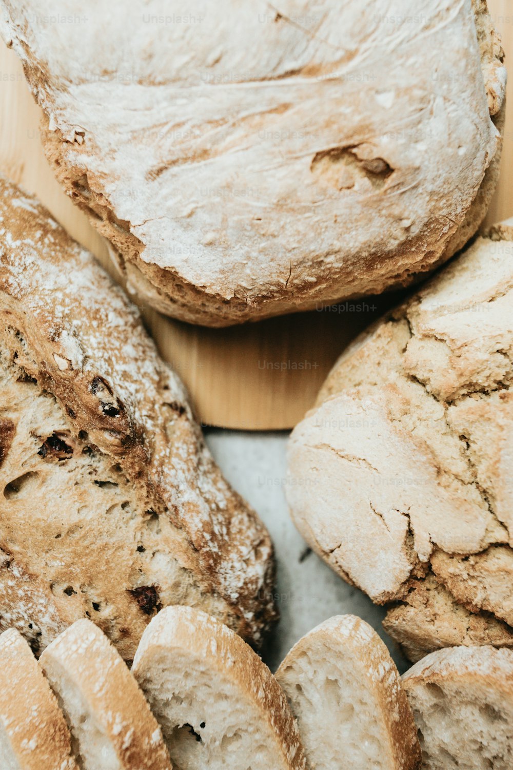 a close up of bread on a cutting board