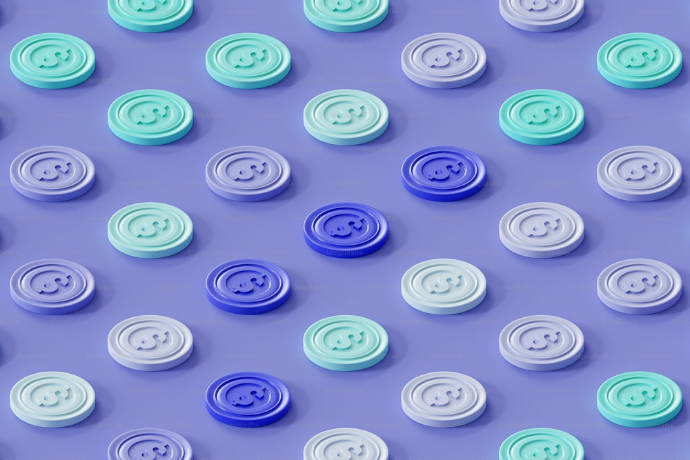 Un mucchio di bottoni blu e bianchi su uno sfondo viola