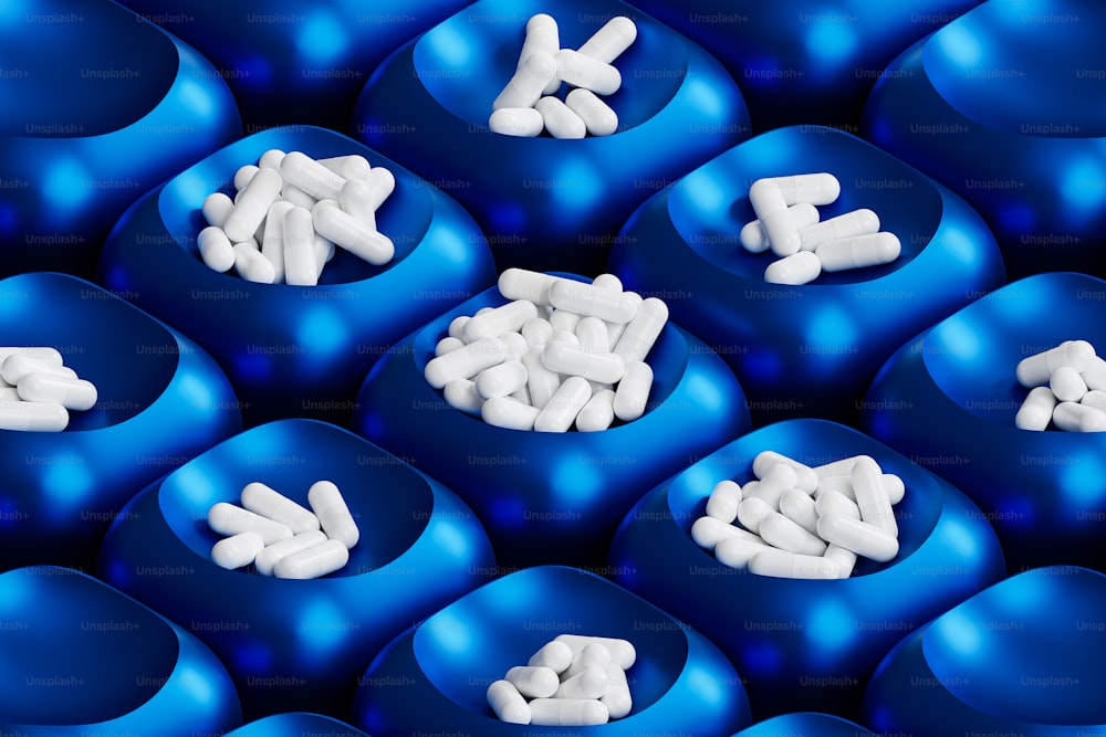 多くの錠剤は青い容器に入っています