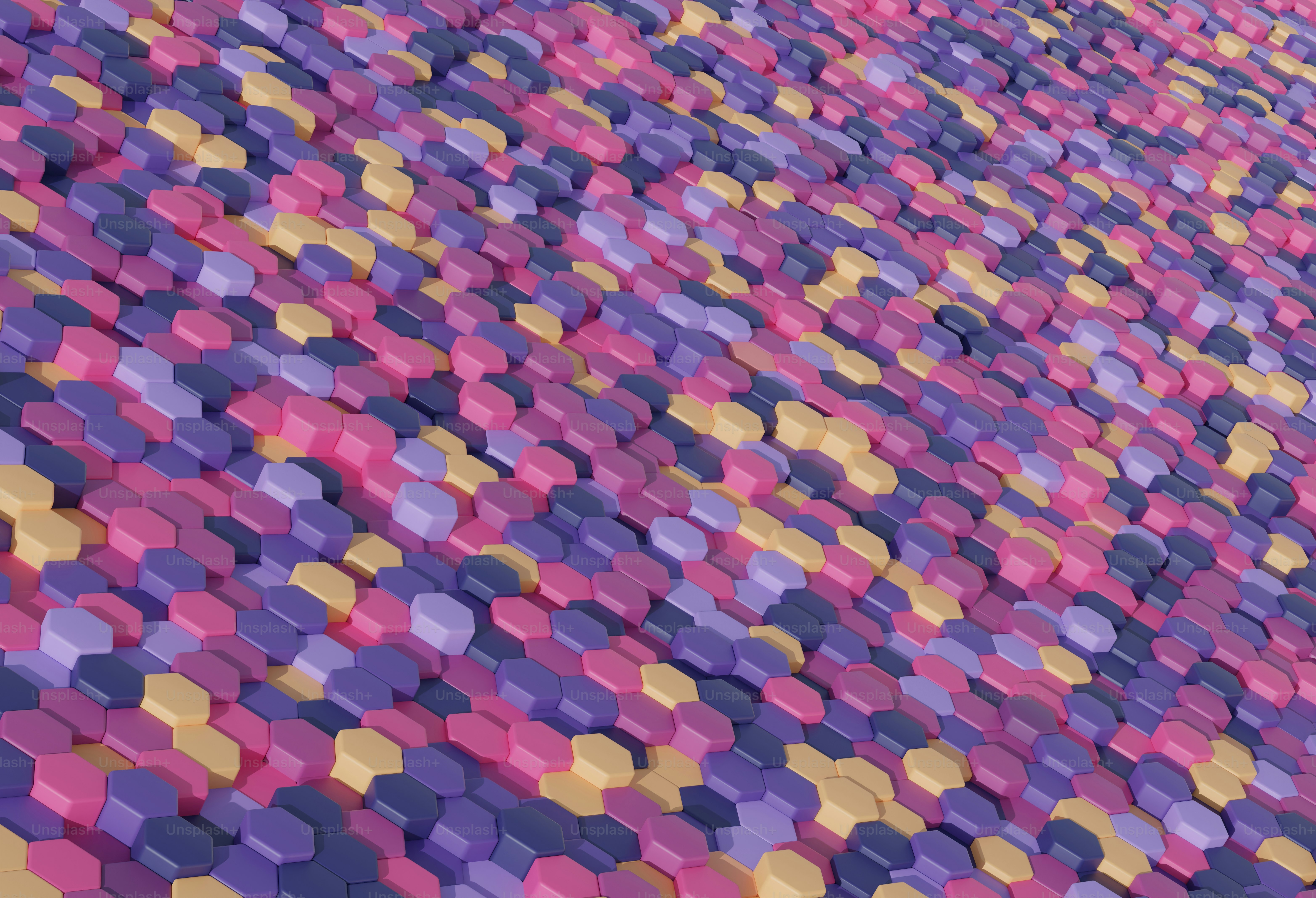 Eine sehr bunte Wand aus sechseckigen Fliesen