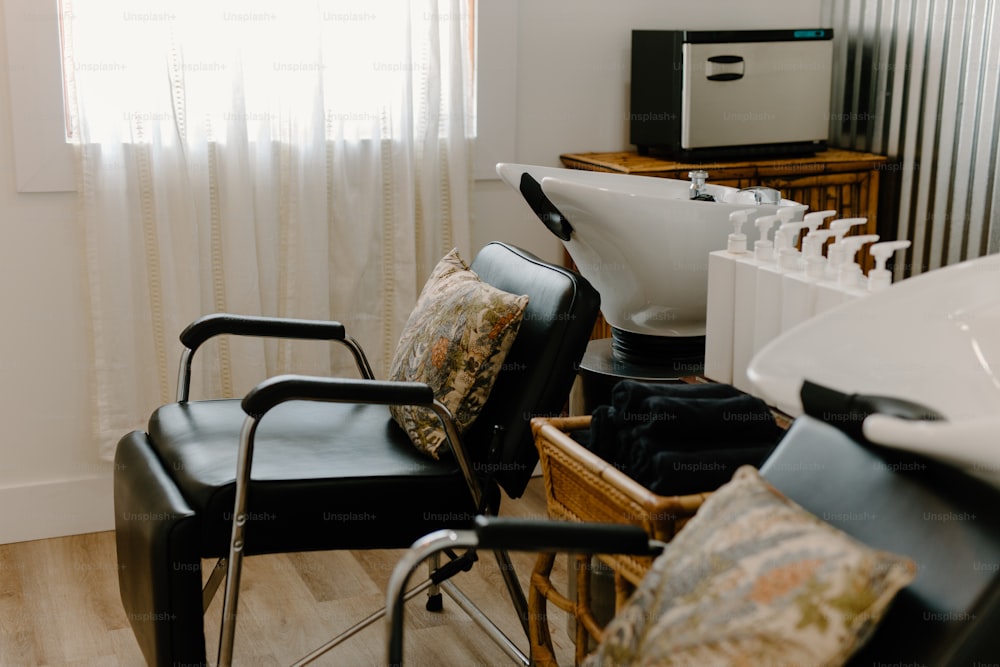 a chair and sink in a room