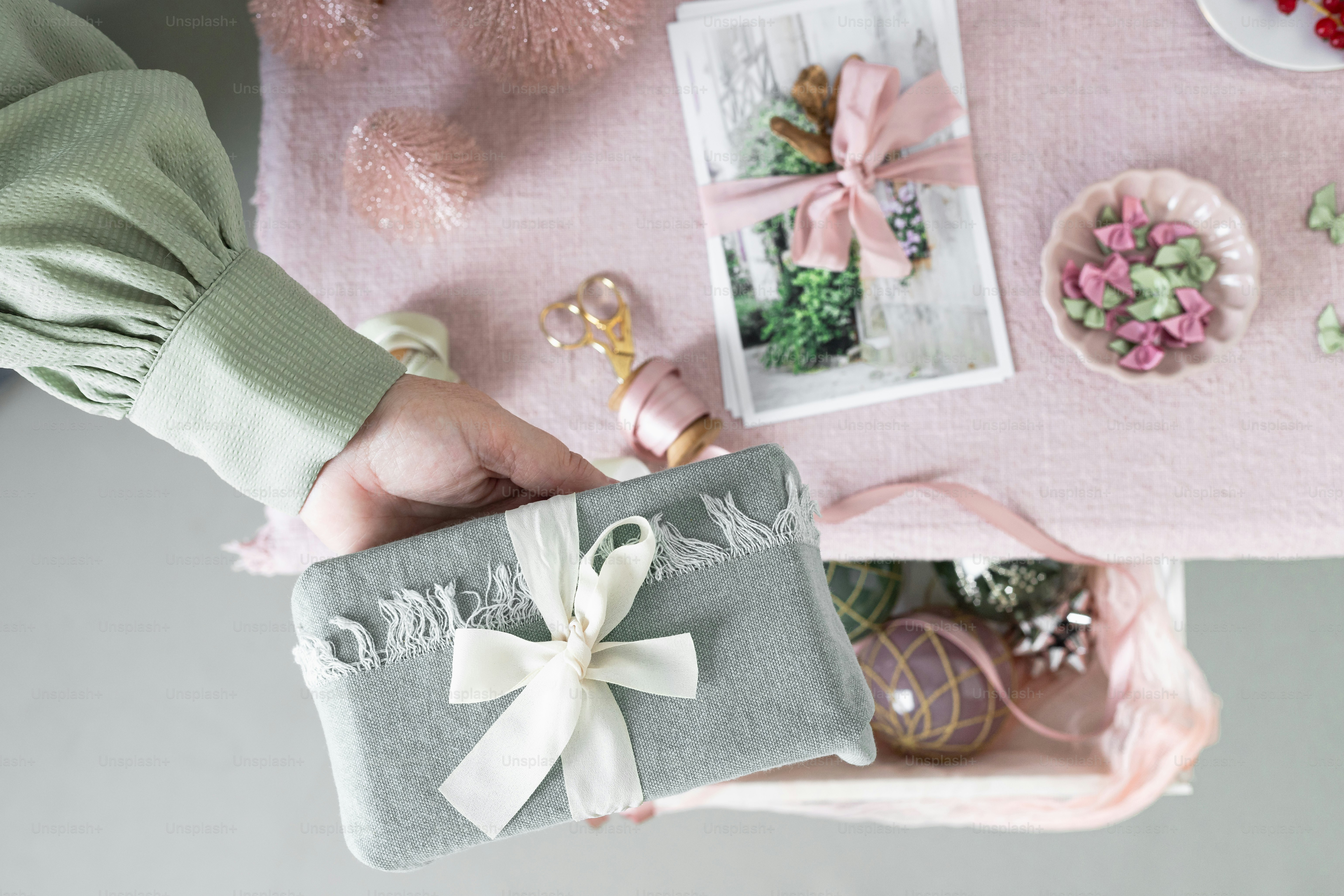 Christmas is the time to be jolly, and there's nothing jollier than Unsplash's collection of Christmas images. Trees, snow, christmas lights, and magical feasts: Unsplash has images of it all, and they're totally free to use.
