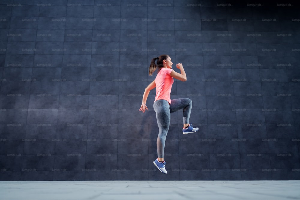 Imágenes de Mujer Corriendo  Descarga imágenes gratuitas en Unsplash