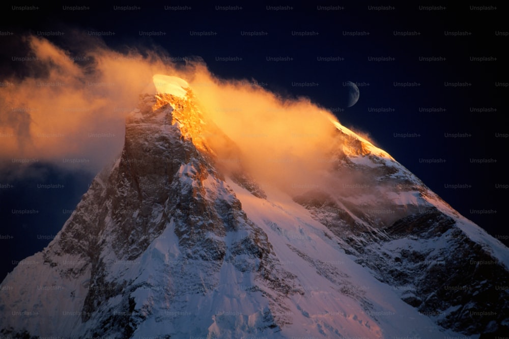 Baltistan is known as 'Little Tibet' as the area contains many large mountains. Masherbrum is 7821m high [1997].