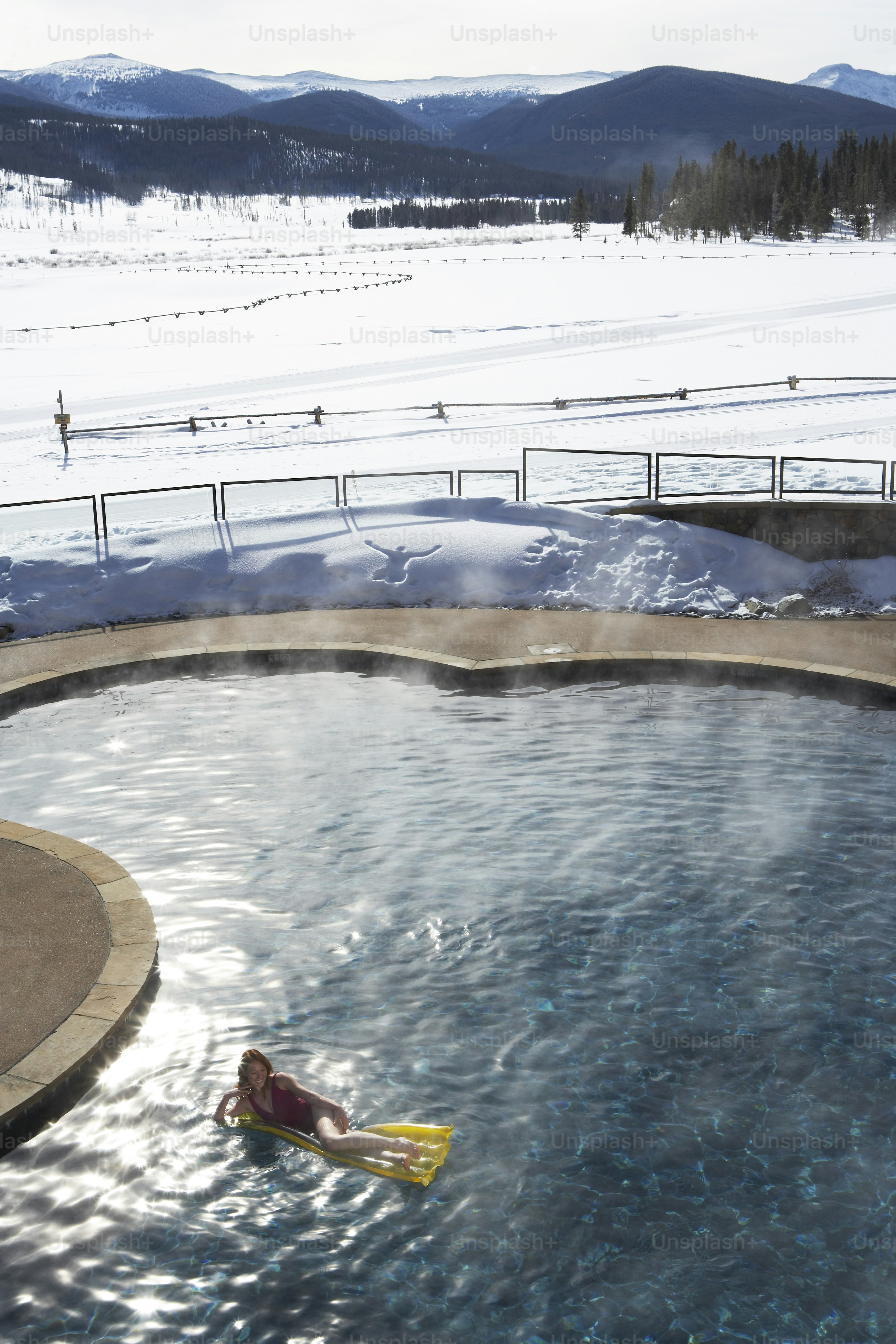 Fraser, Colorado, USA photo – Looking away Image on Unsplash