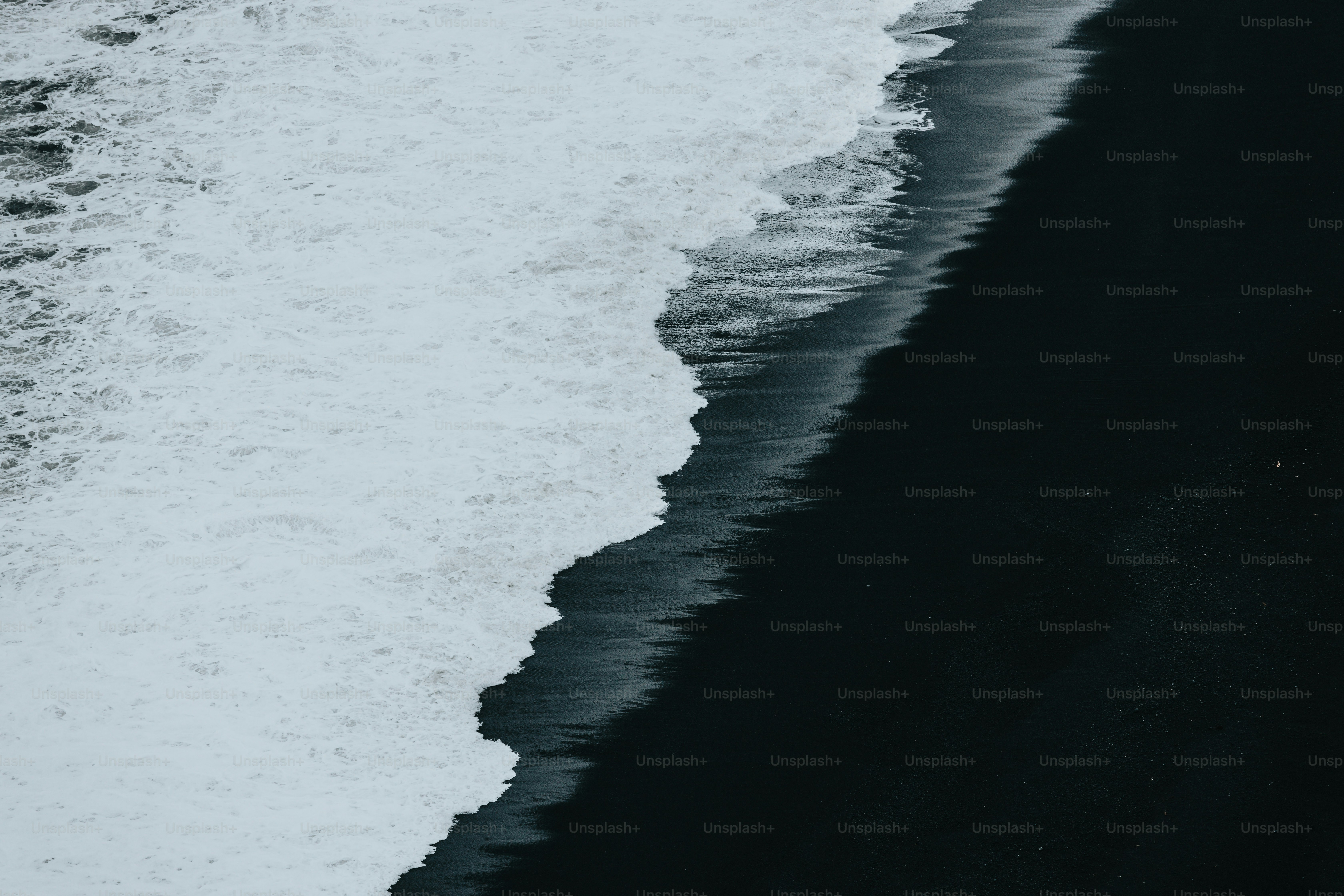 Black And White Wallpapers: Free HD Download [500+ 4K], image size:3000x2000