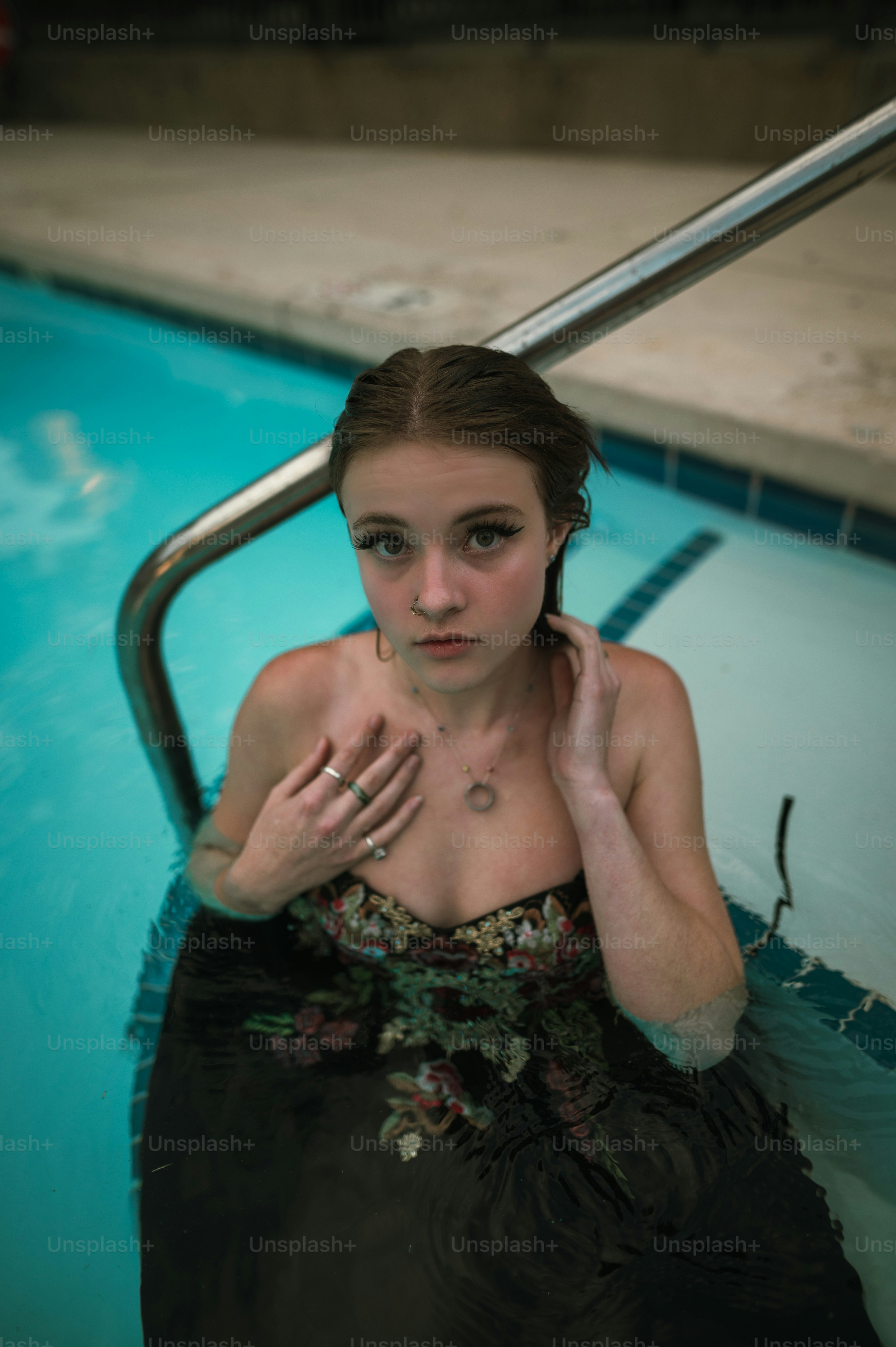 Free Photos - Sparkling Heart On Pink Background | FreePixel.com, image size:3000x4509