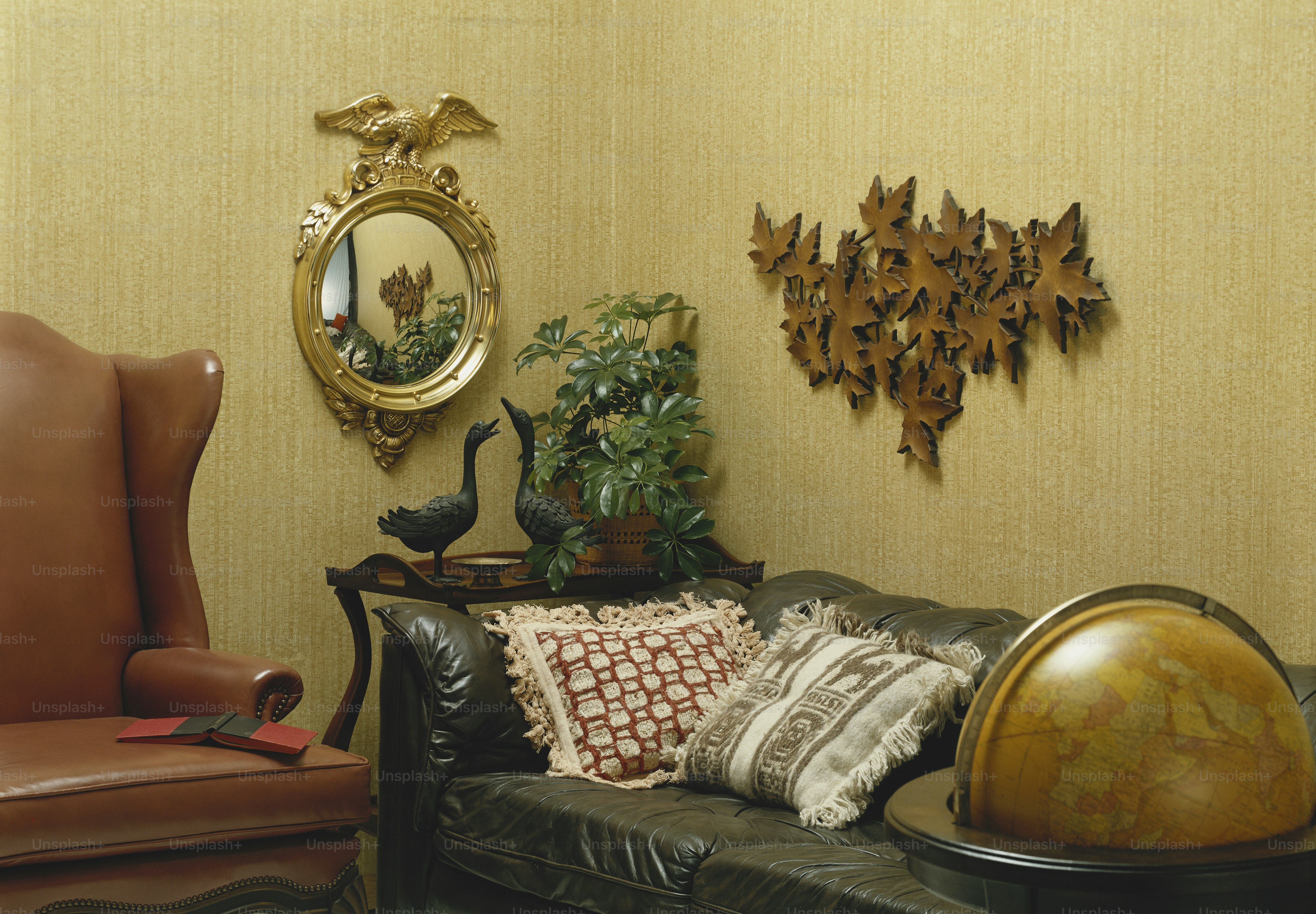 Mirror Wall Pictures | Download Free Images on Unsplash