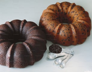 a bundt cake next to a bundt cake with chocolate sprinkles