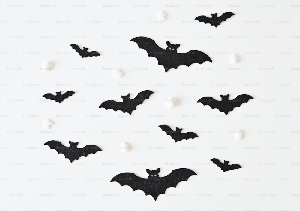 a bunch of bats that are on a table