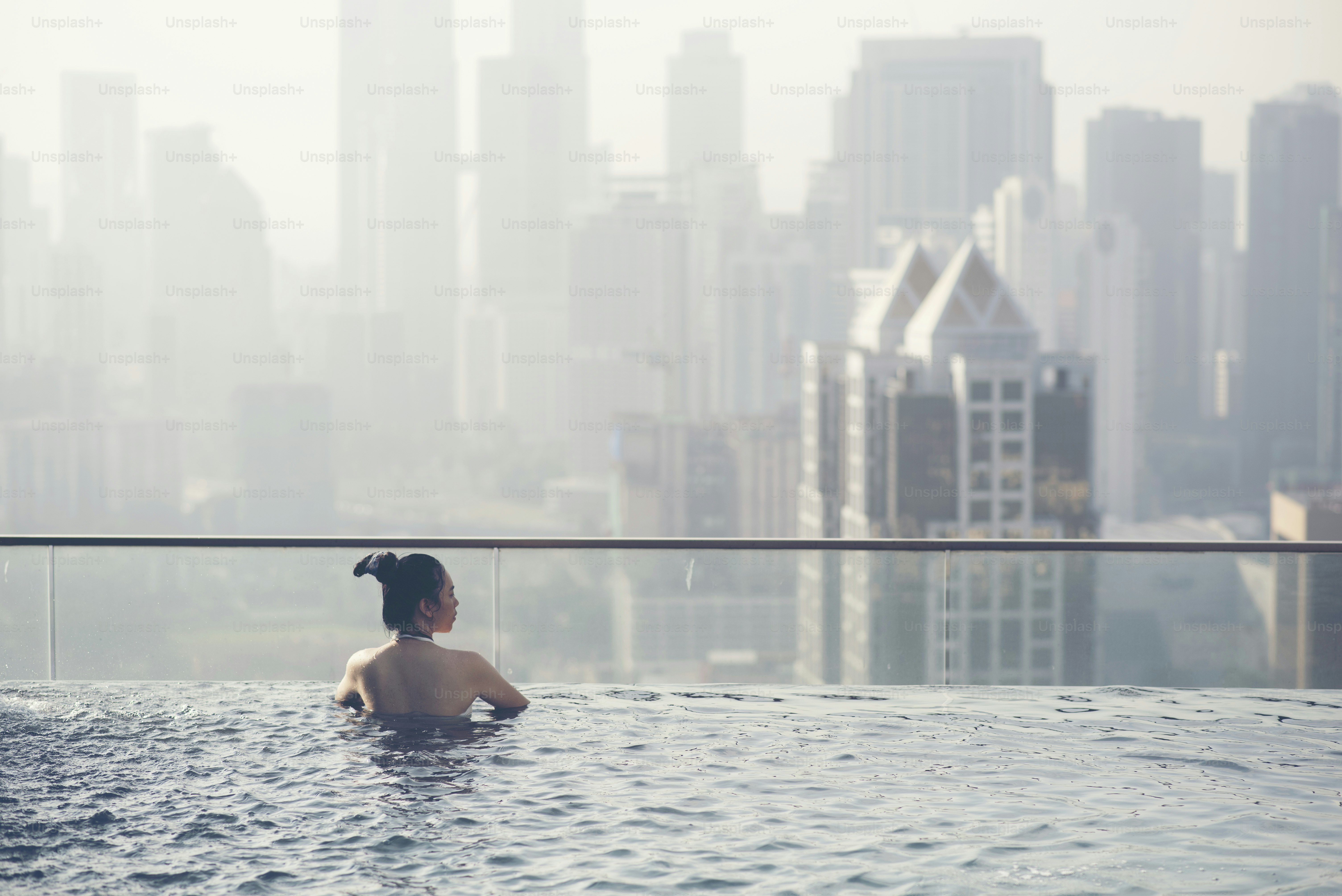 Luxury rental condos featuring rooftop pool and ocean views