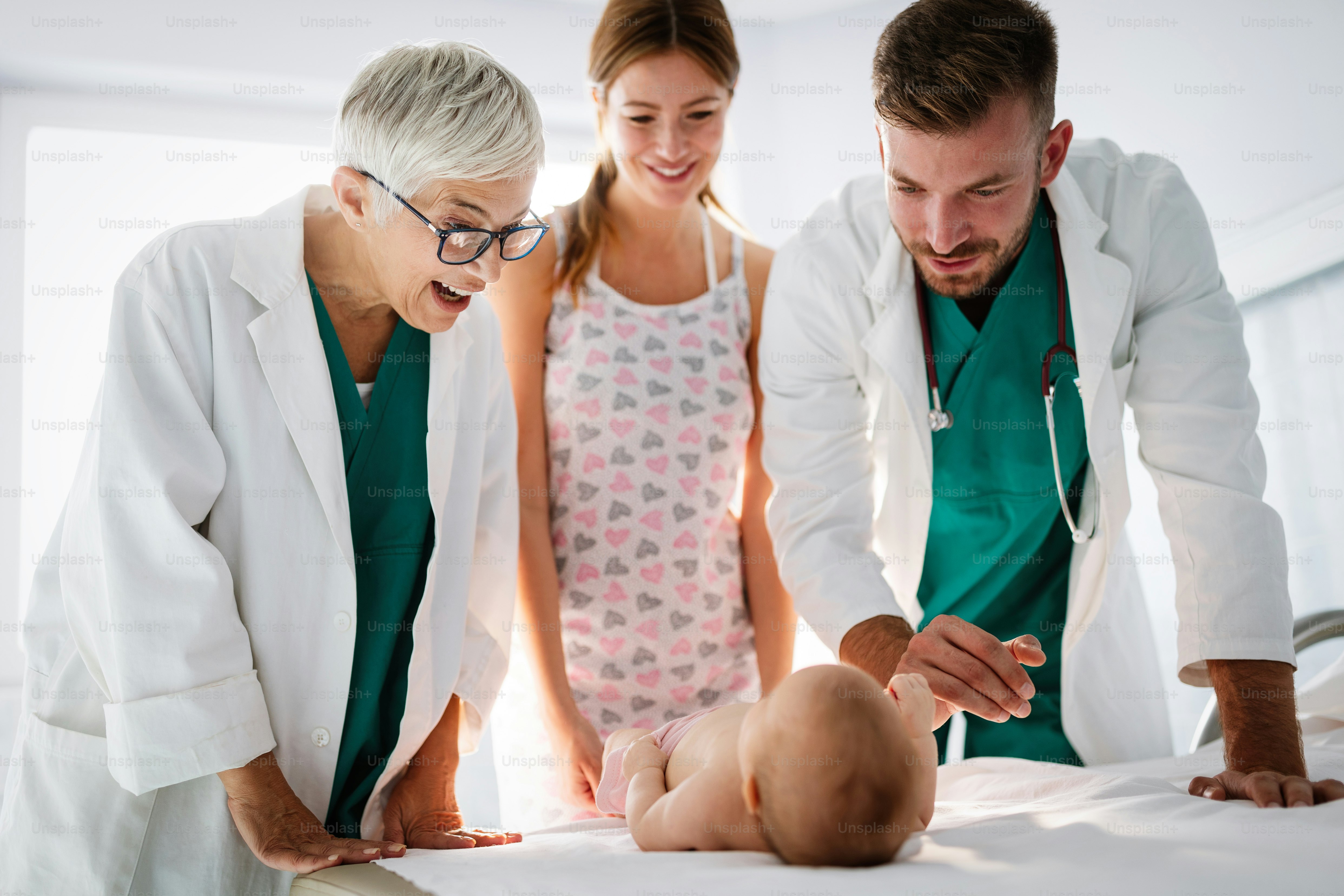 Maternal and Child Health Inequities Emerge Even Before Birth, image size:3000x2000